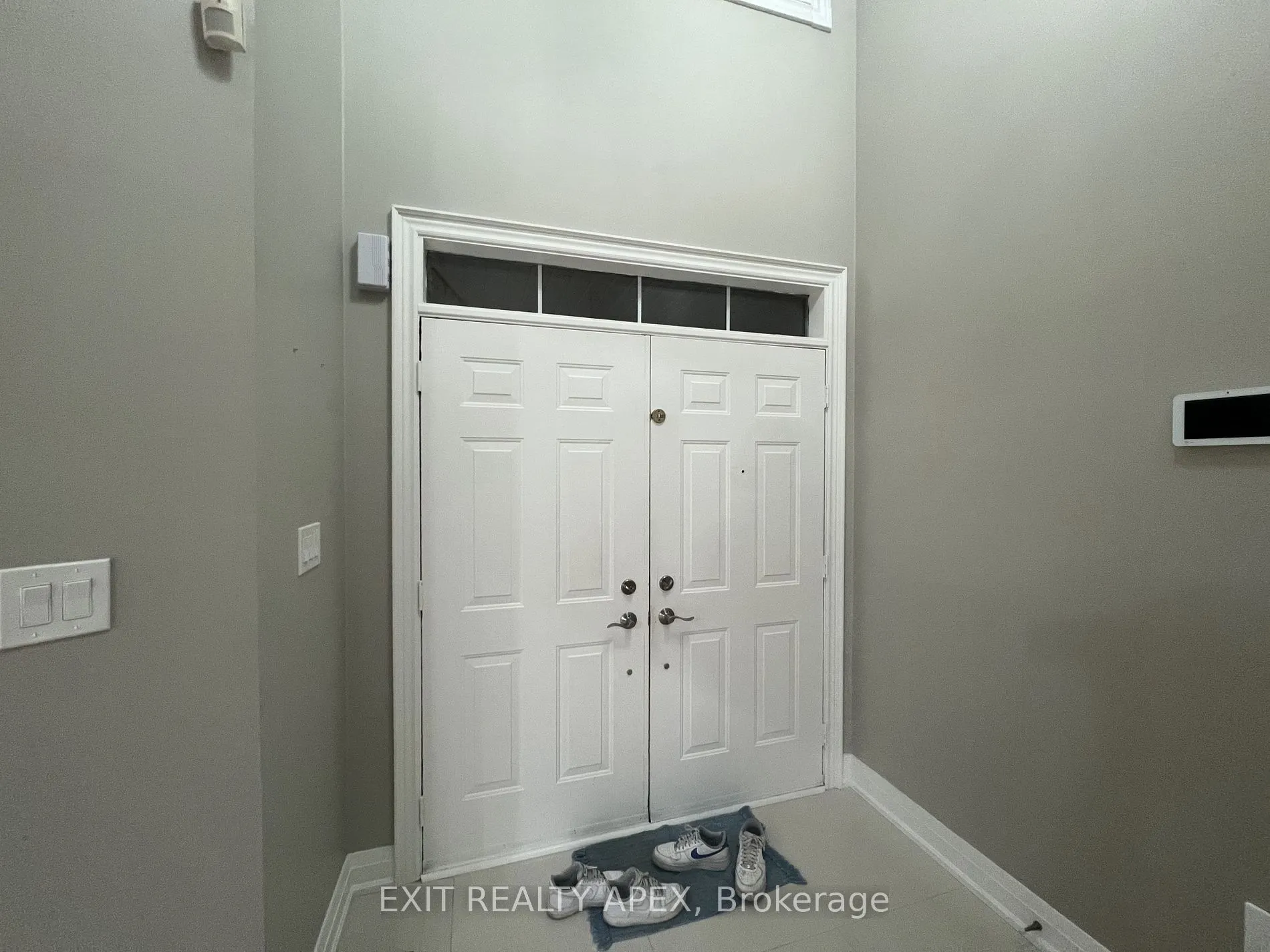 5846 Terrapark Tr W
