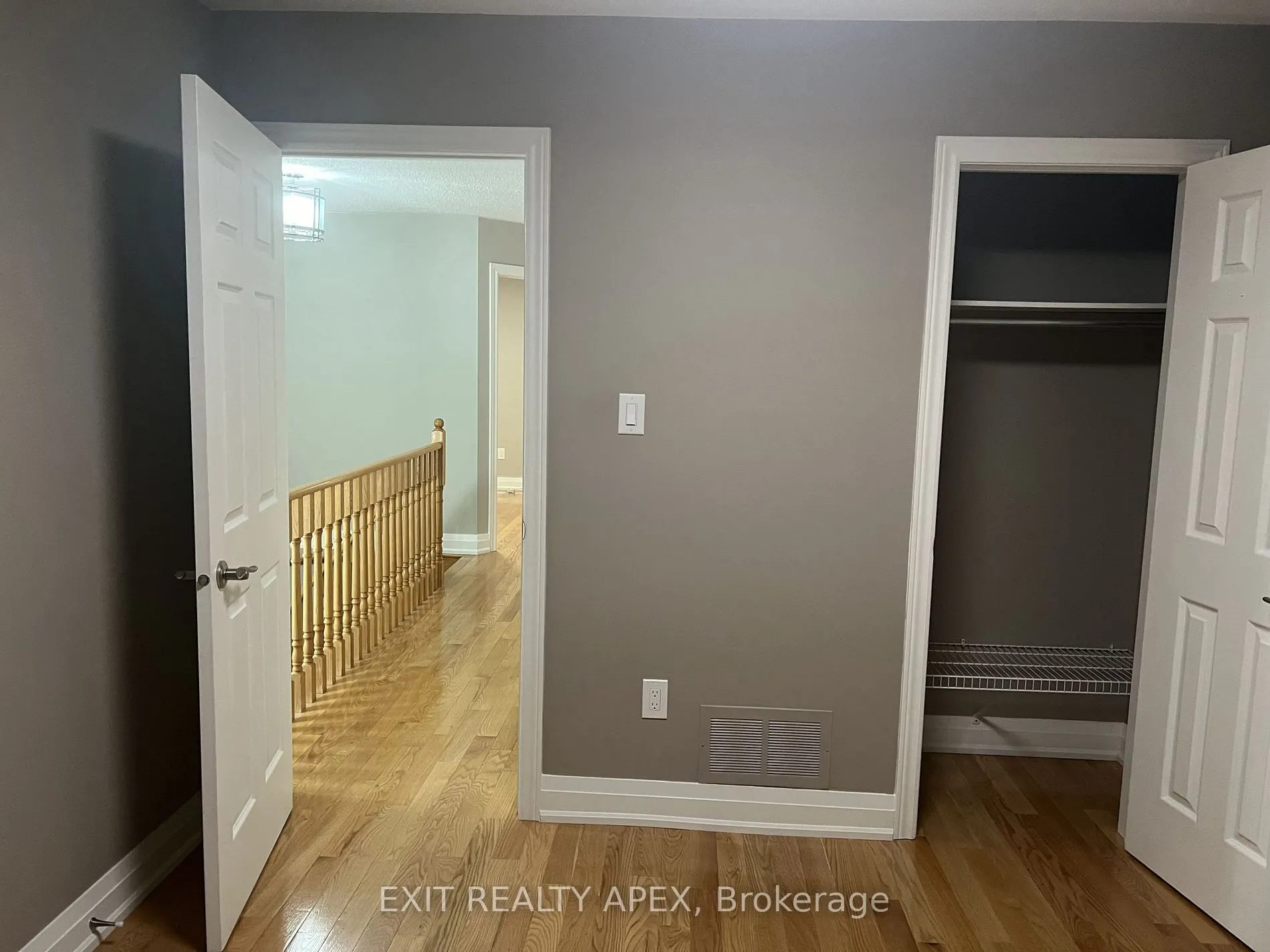 5846 Terrapark Tr W