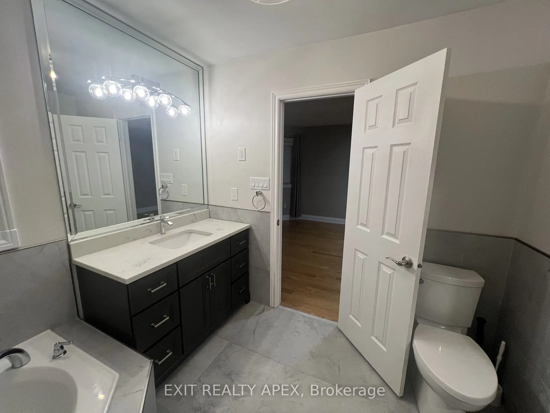 5846 Terrapark Tr W