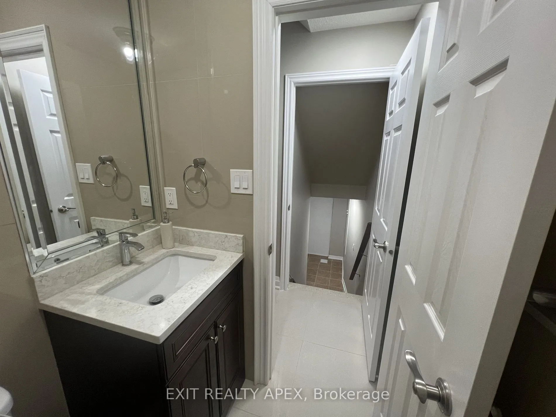 5846 Terrapark Tr W