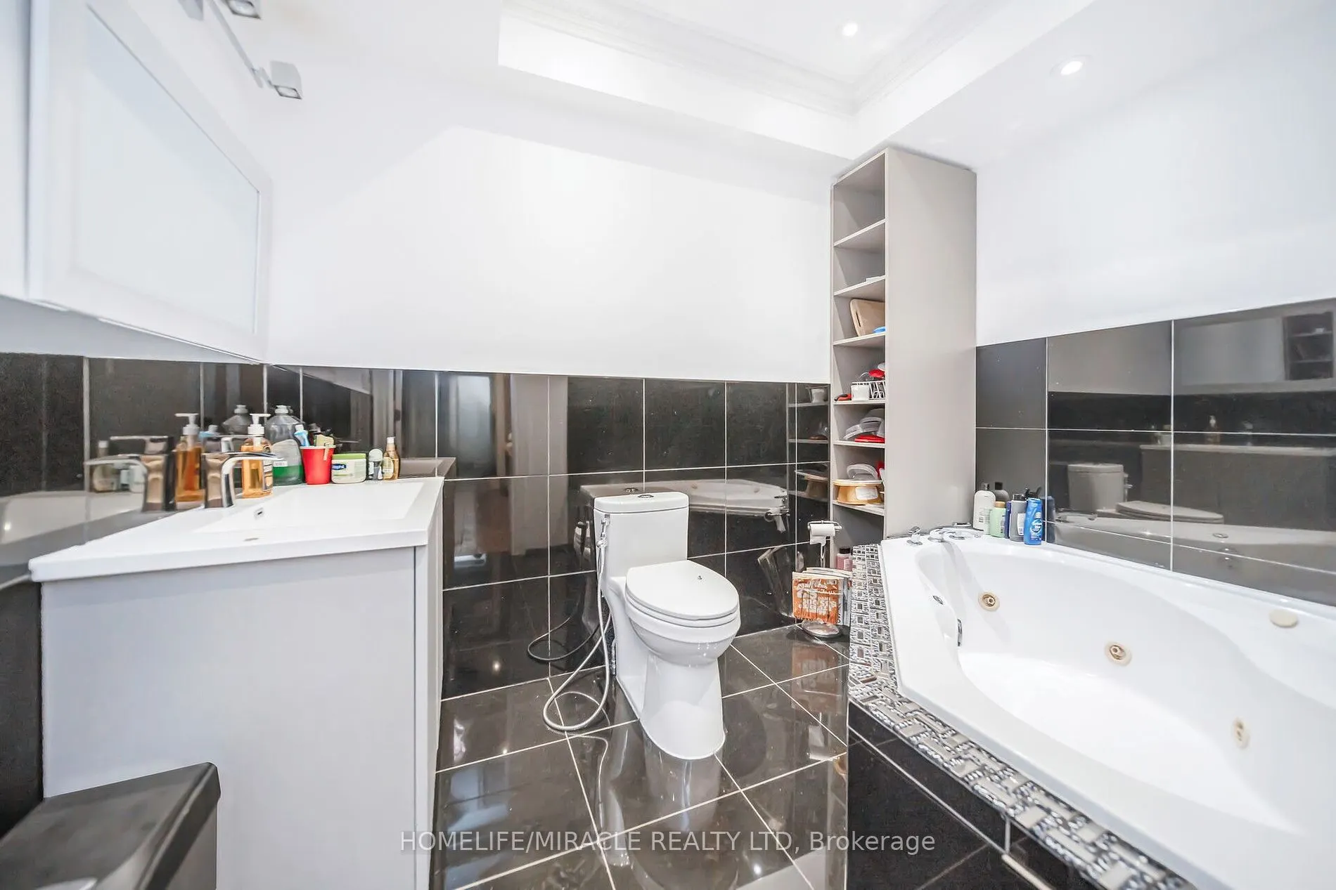 116 Orenda Road, #5
