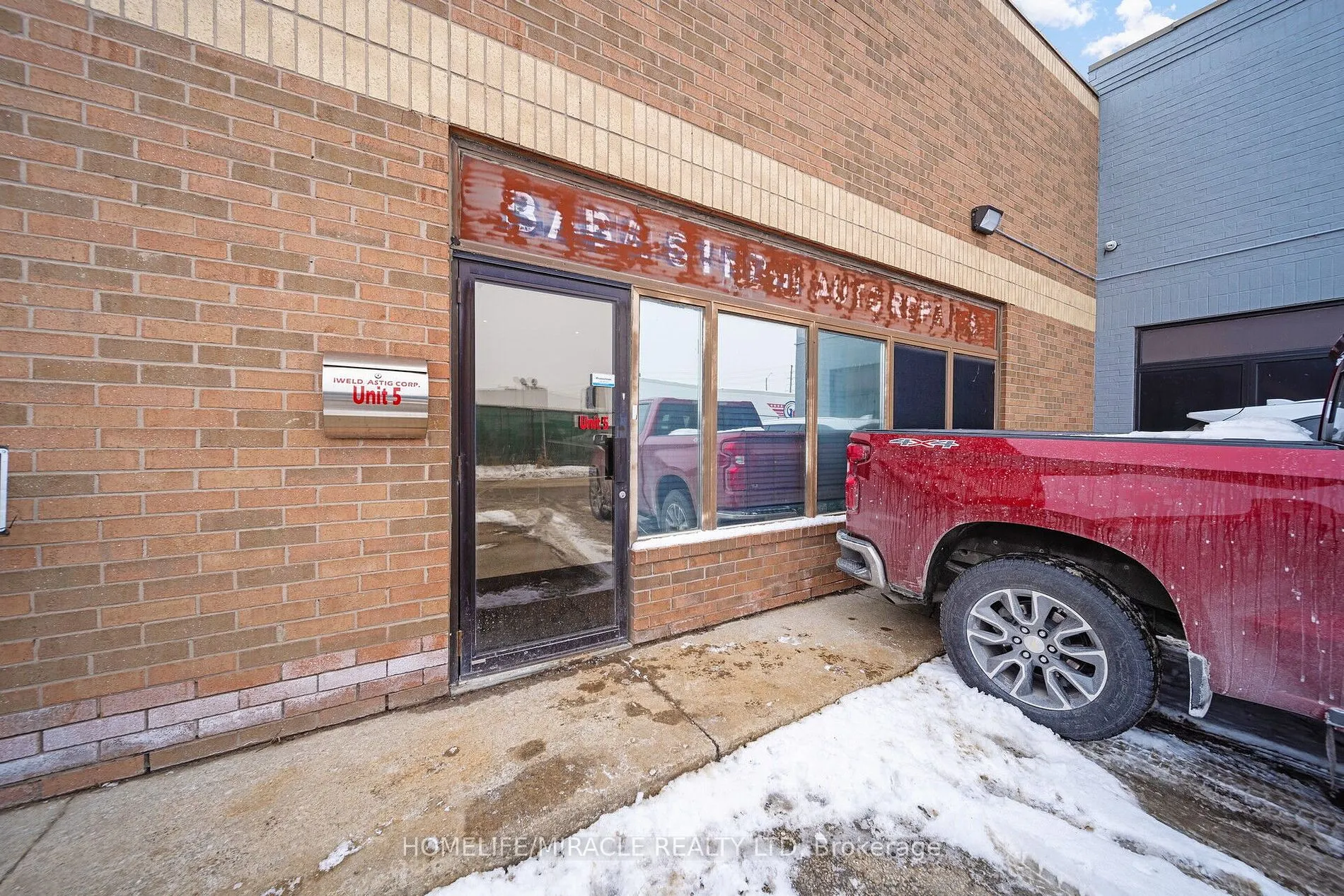 116 Orenda Road, #5