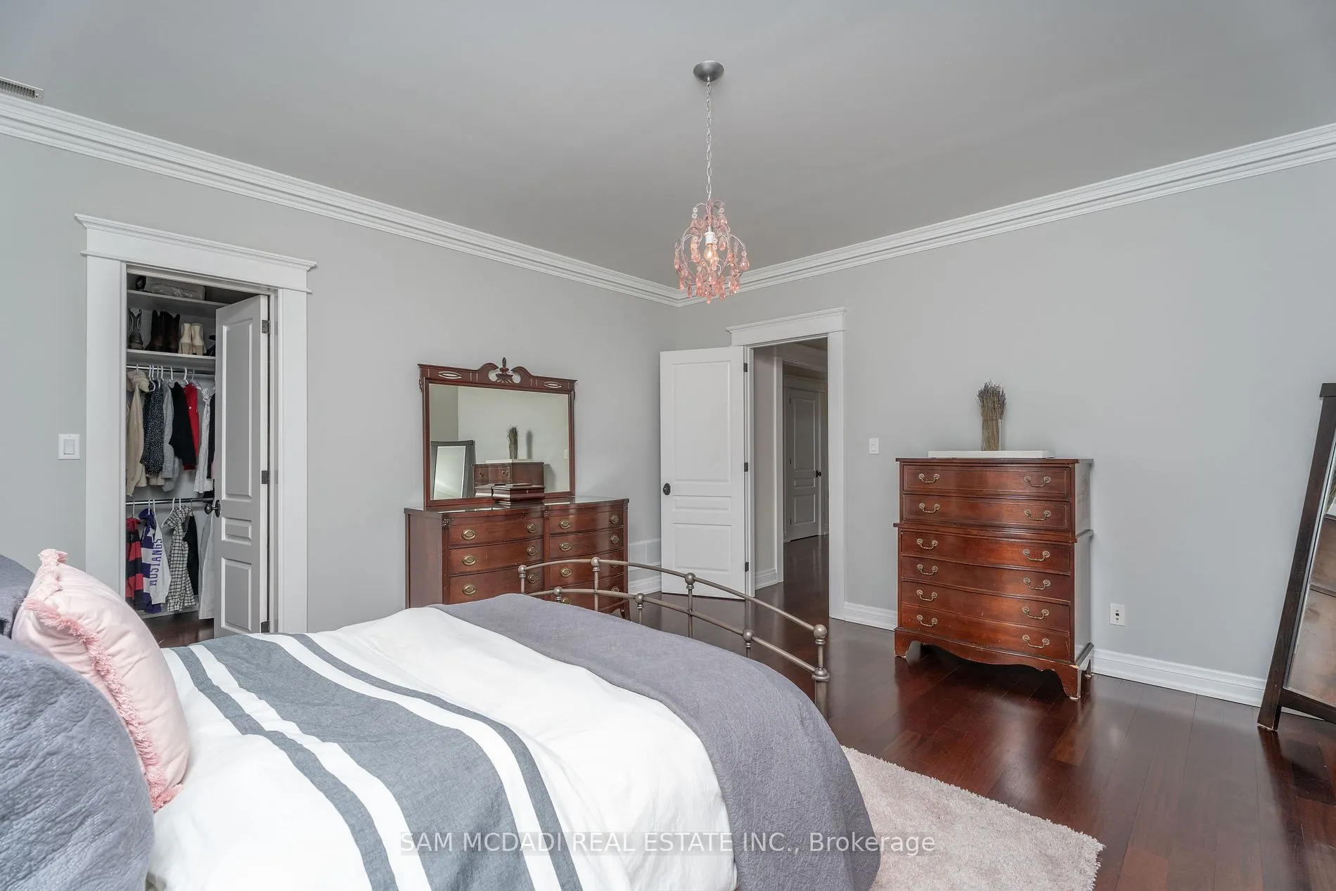 80 Cox Dr
