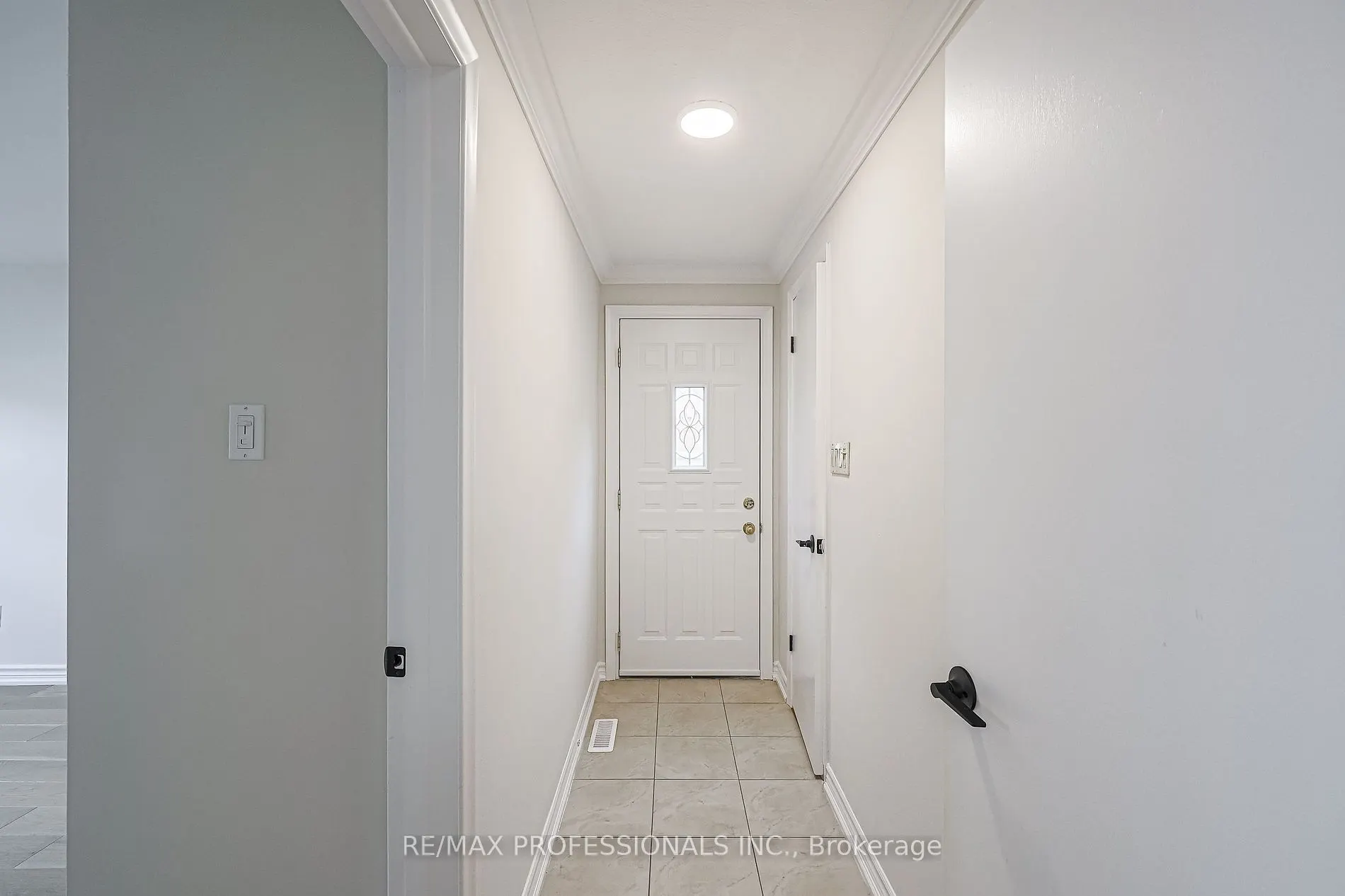 18 West Wareside Rd