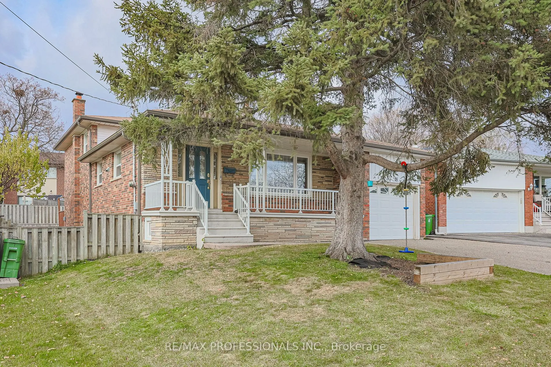 18 West Wareside Rd