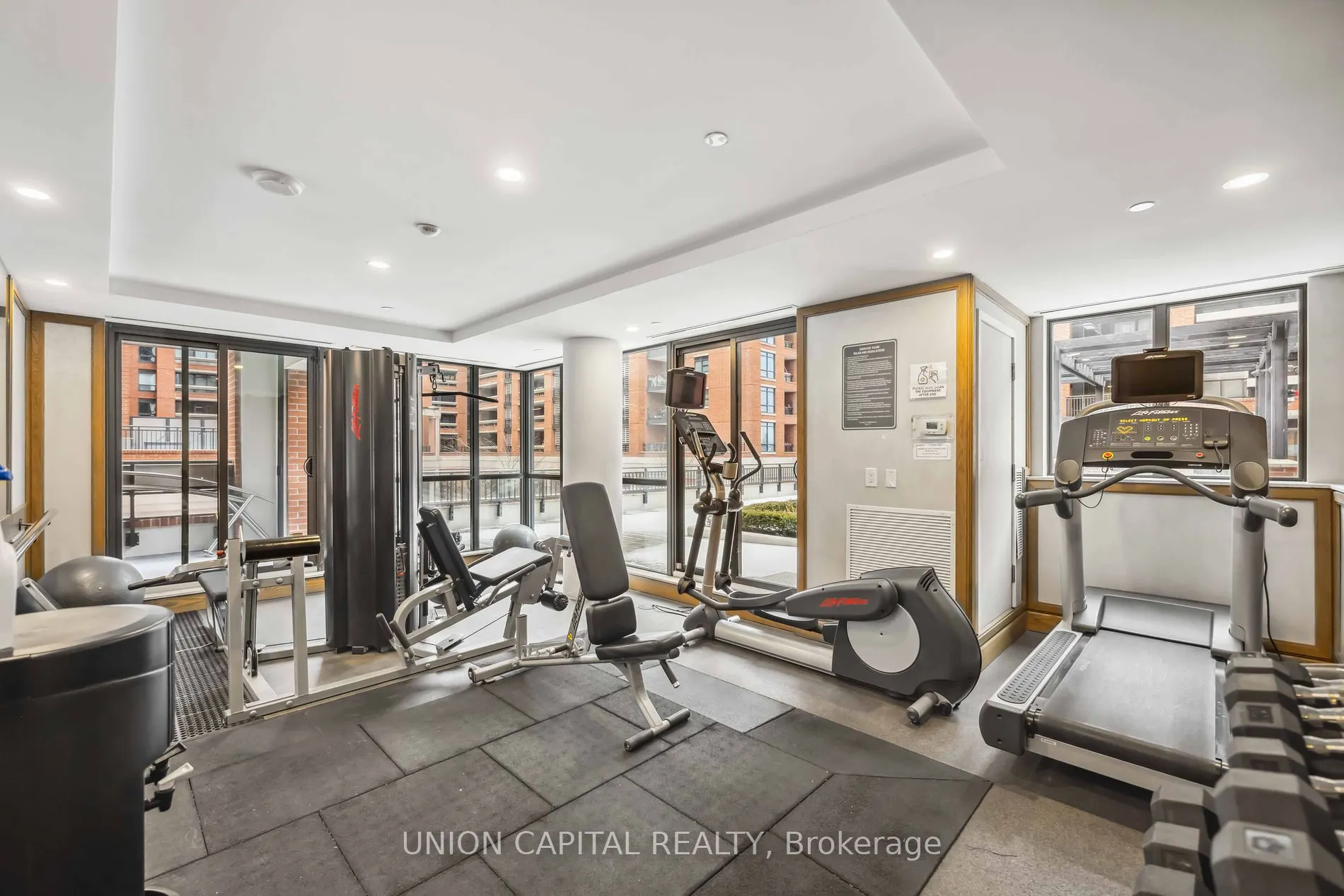 800 Lawrence Ave W, #613