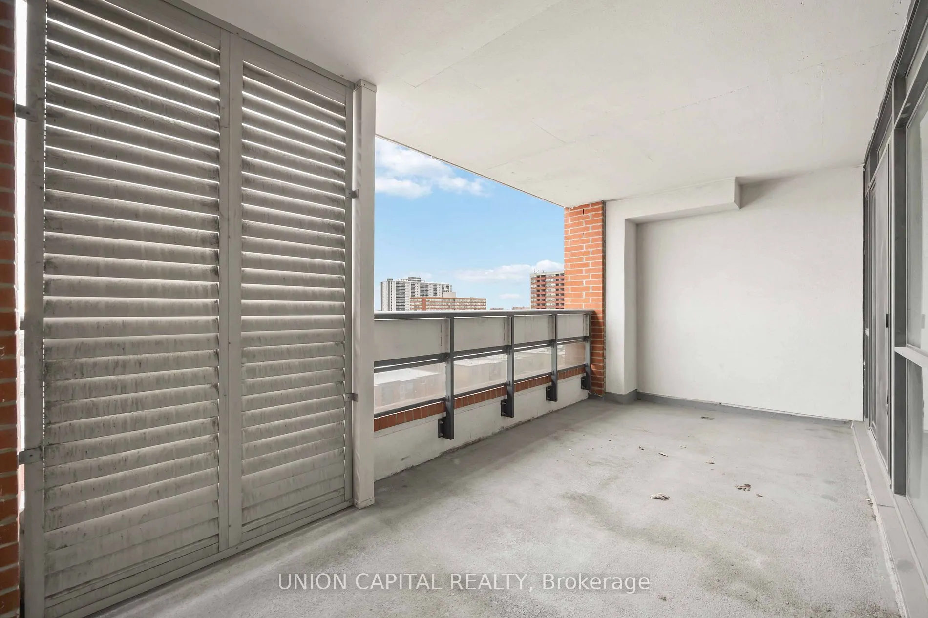 800 Lawrence Ave W, #613