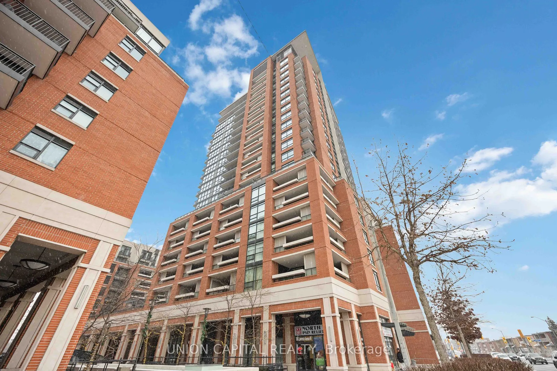 800 Lawrence Ave W, #613
