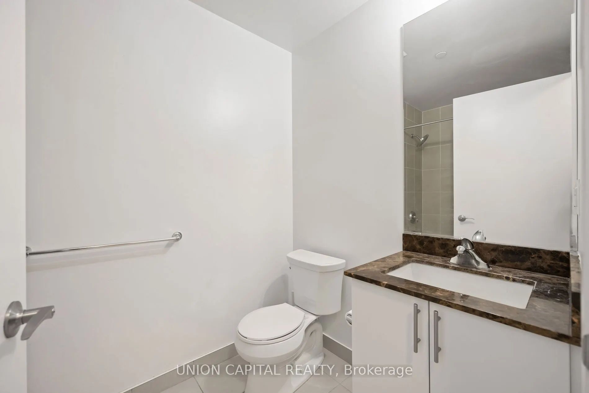 800 Lawrence Ave W, #613