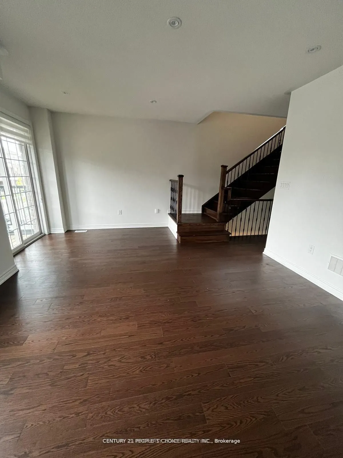 51 Hashmi Place W