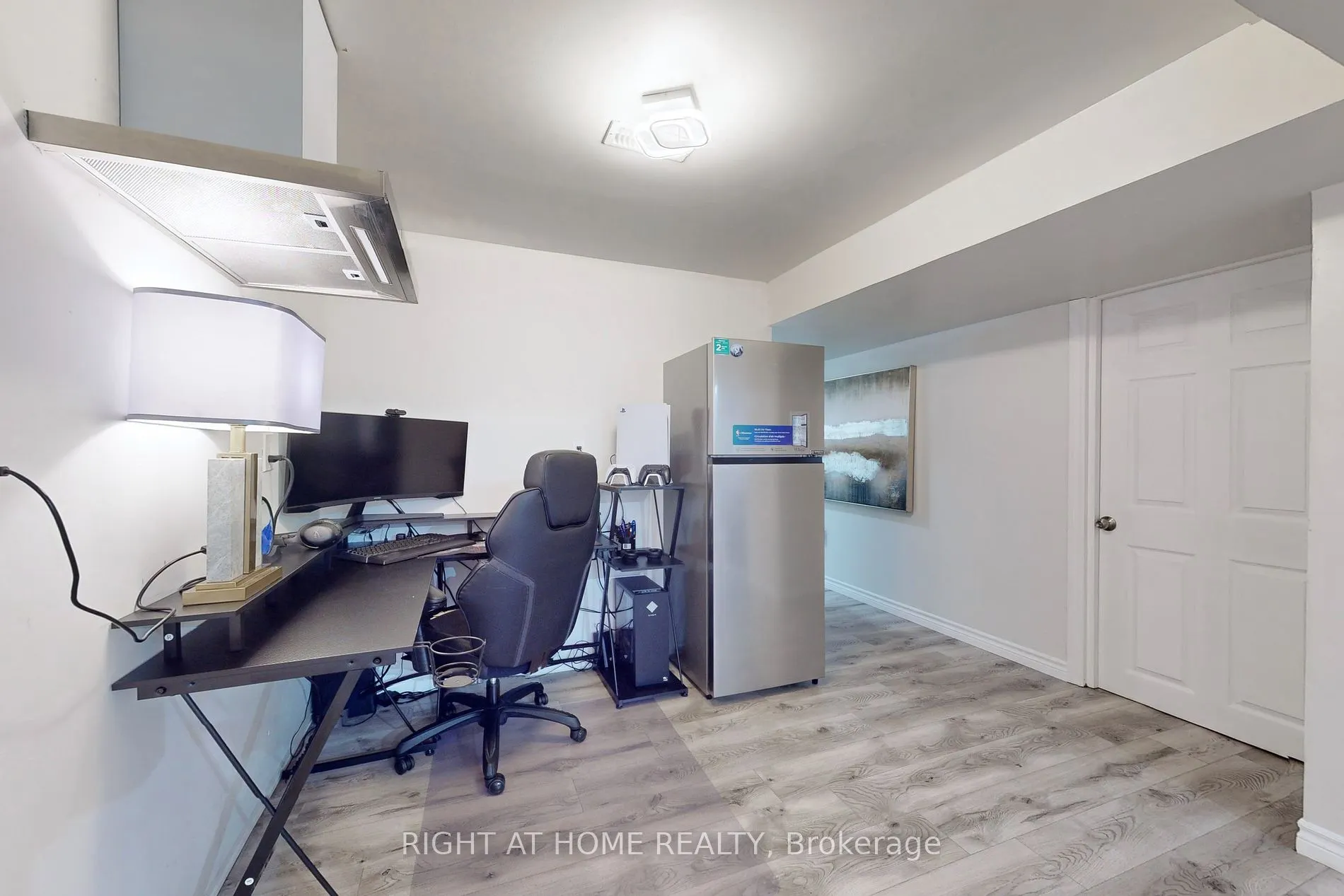 35 Oliana Way