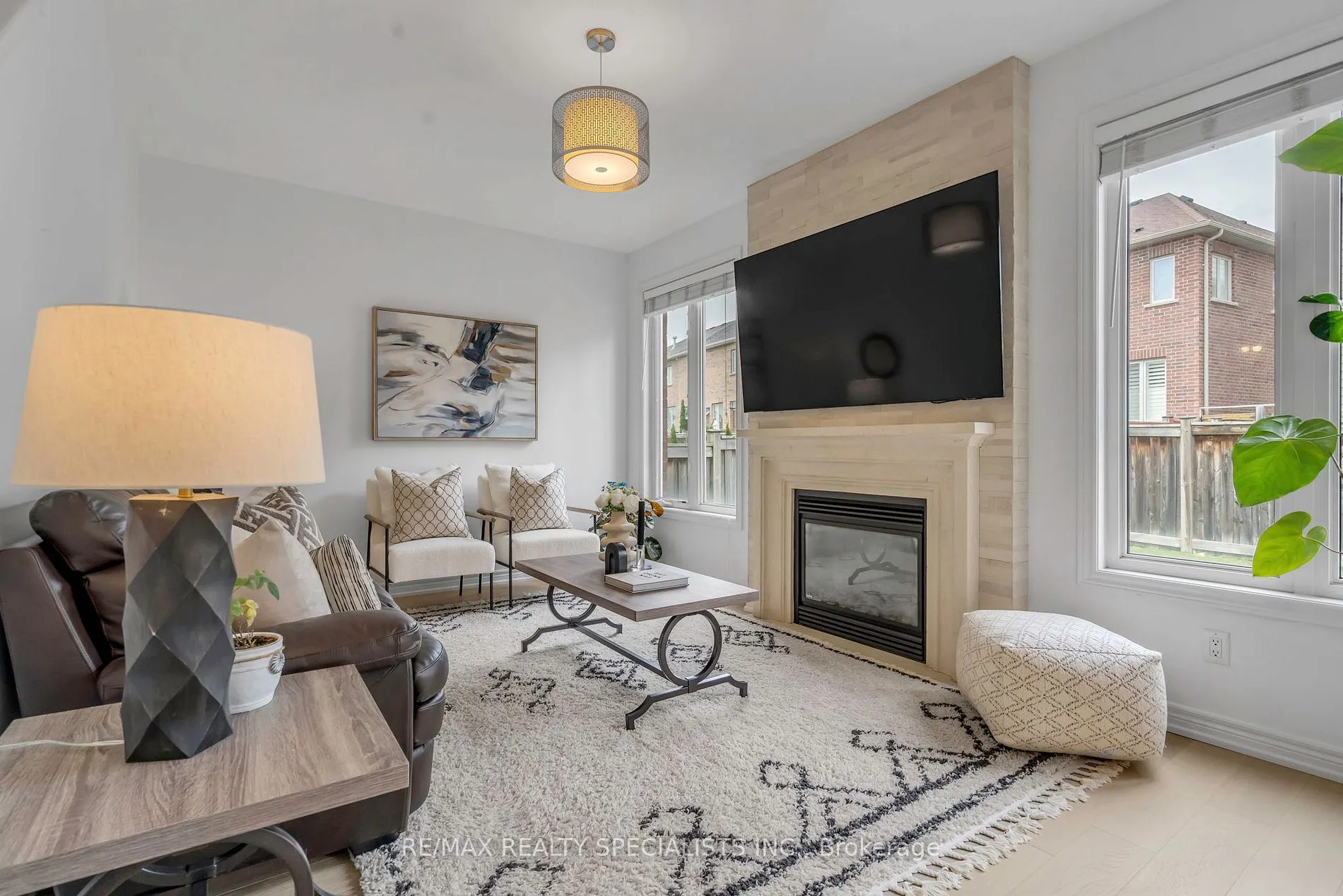 192 Giddings Cres
