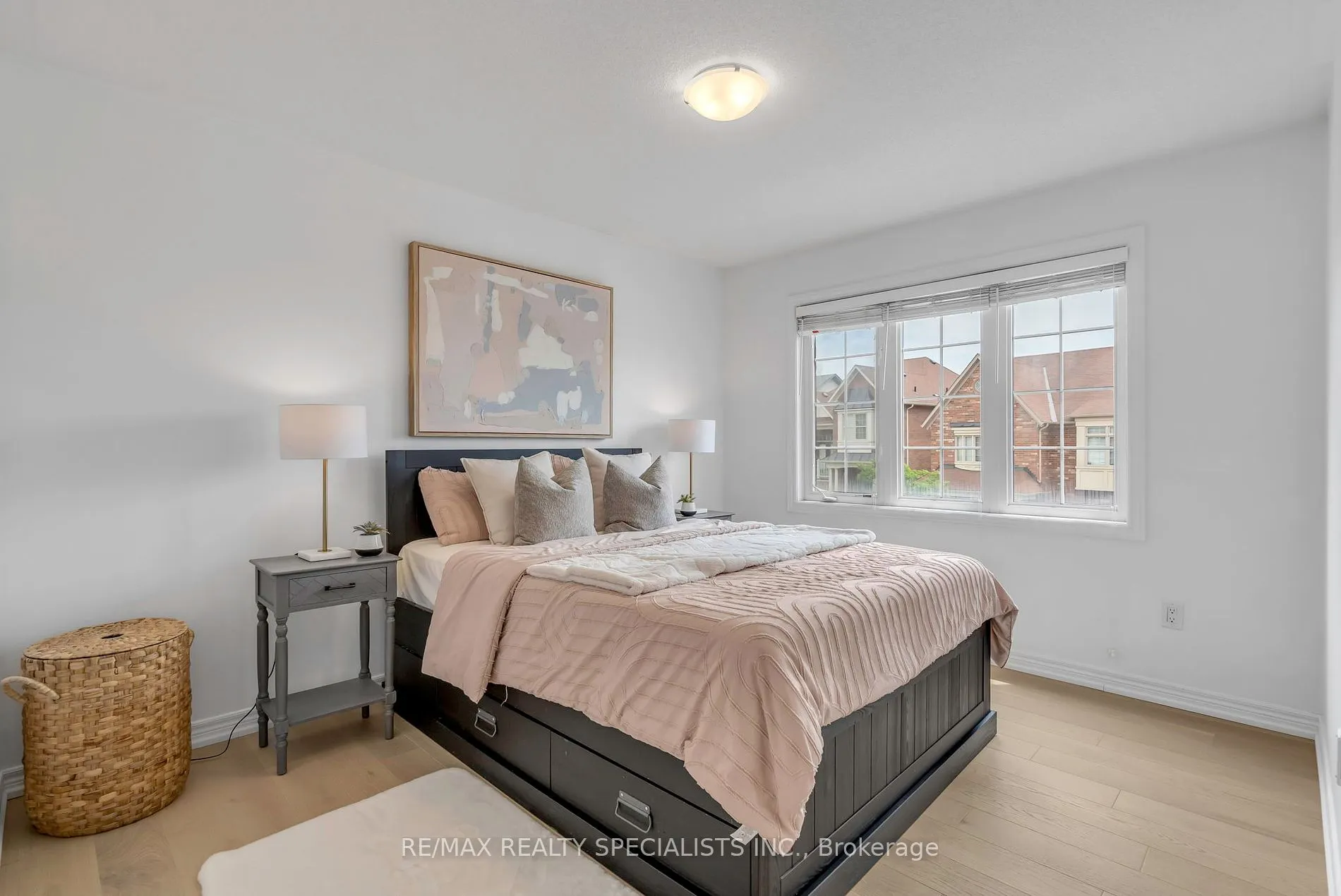 192 Giddings Cres