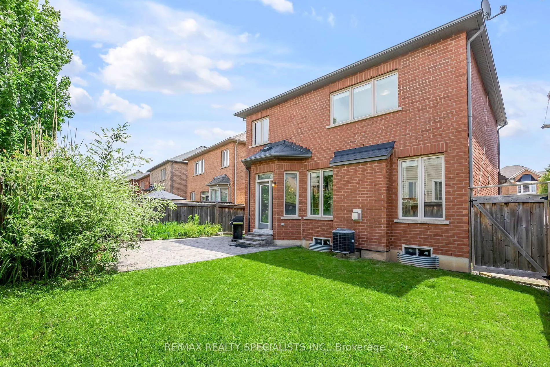 192 Giddings Cres