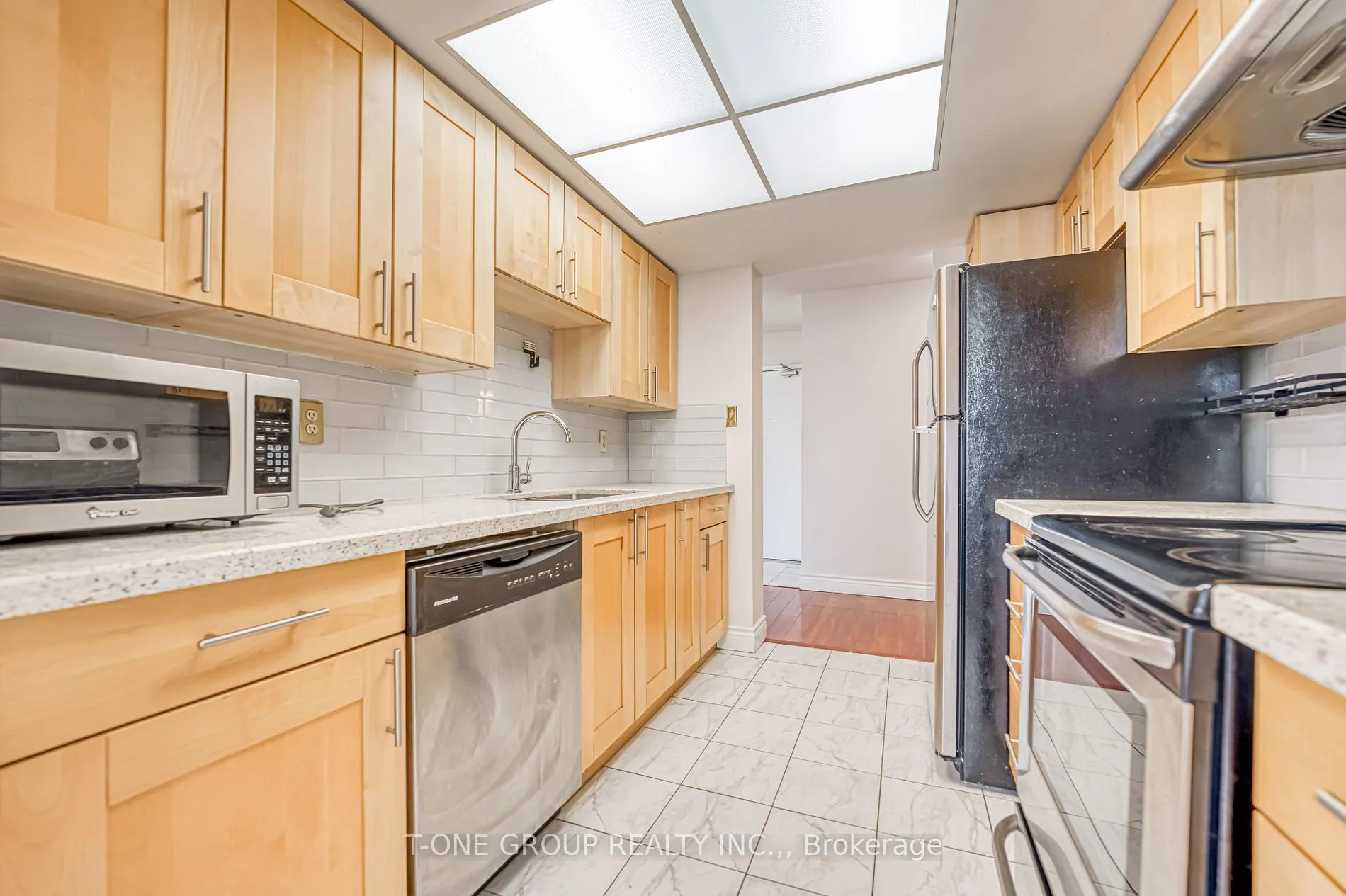 335 Webb Dr, #1109