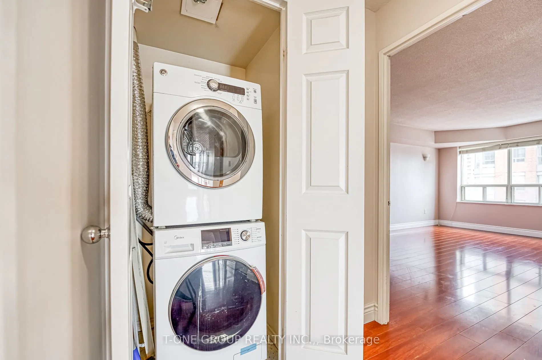 335 Webb Dr, #1109