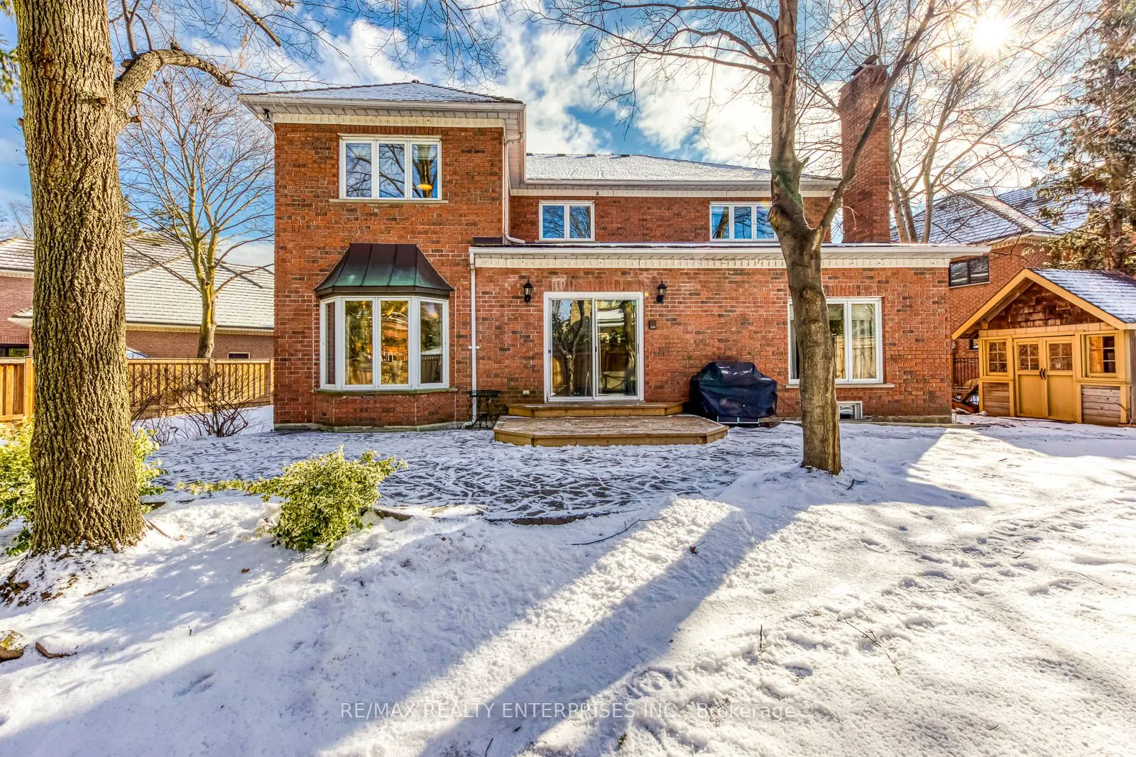 1935 Calgary Crt