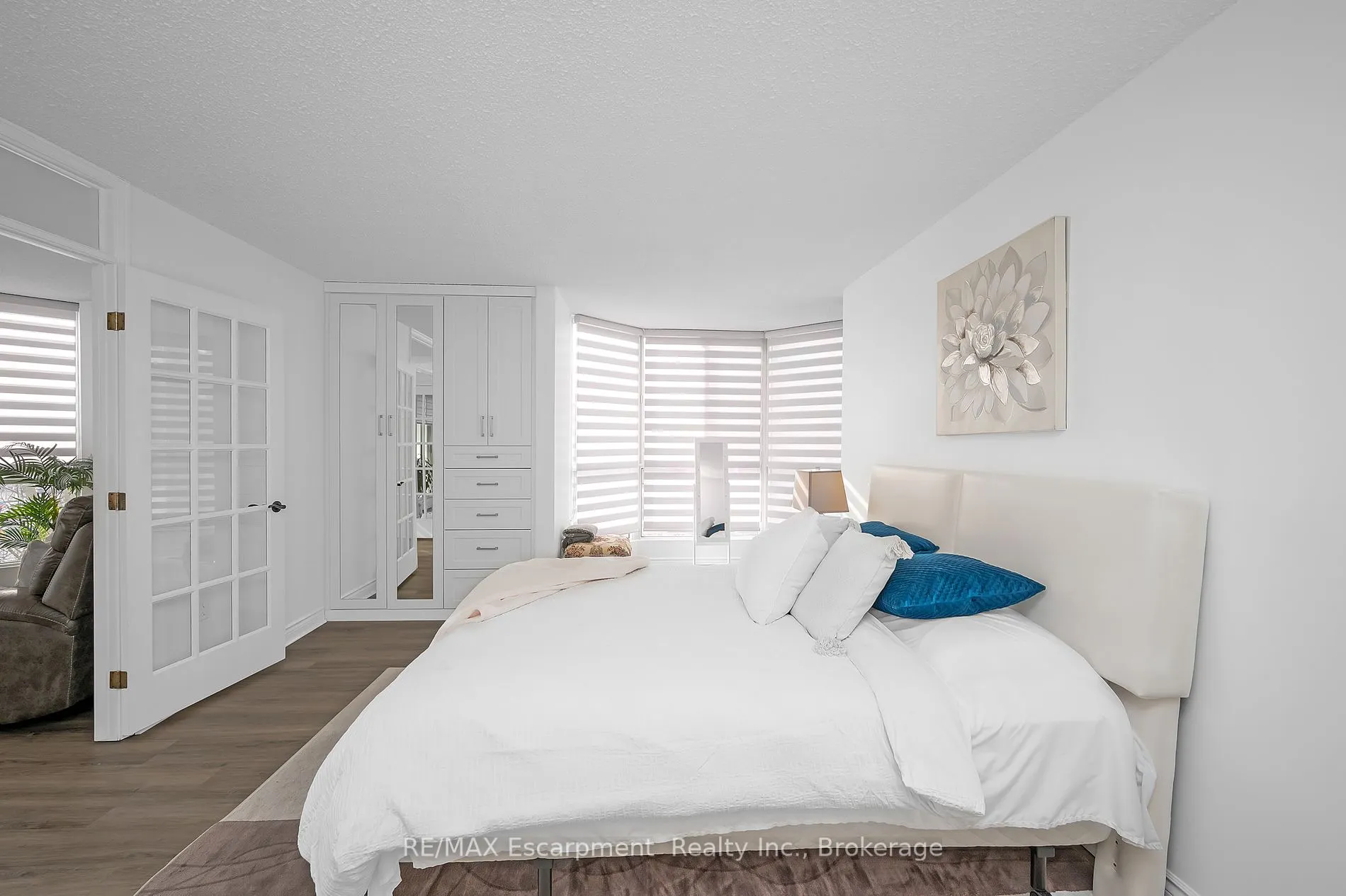 1237 North Shore Boulevard E, #301