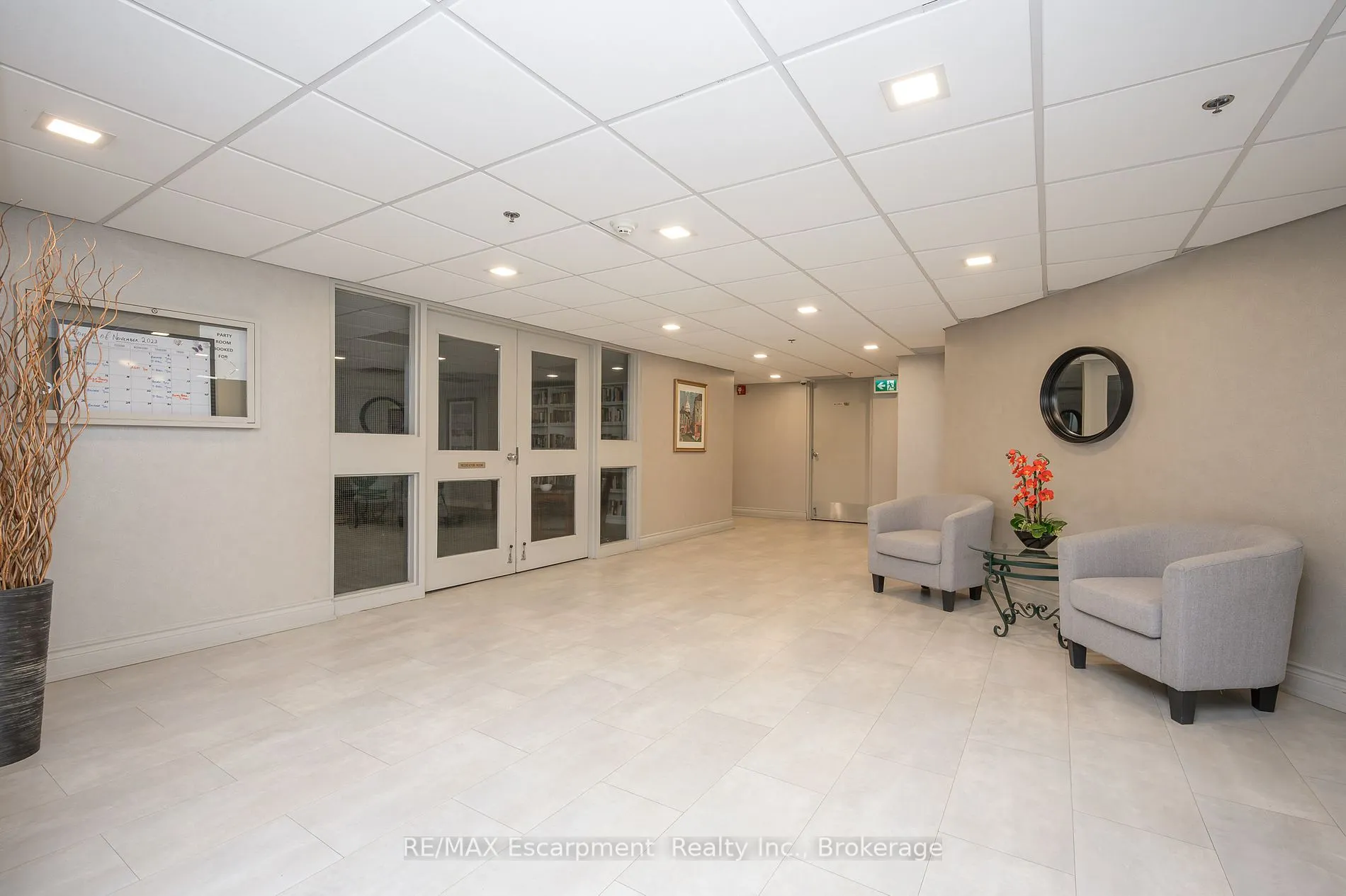 1237 North Shore Boulevard E, #301
