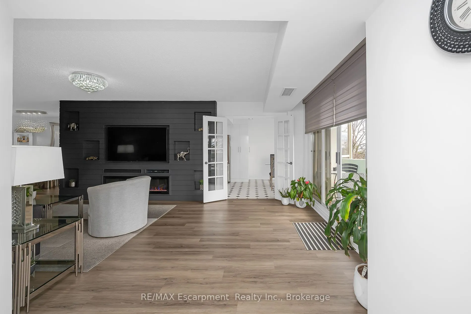 1237 North Shore Boulevard E, #301