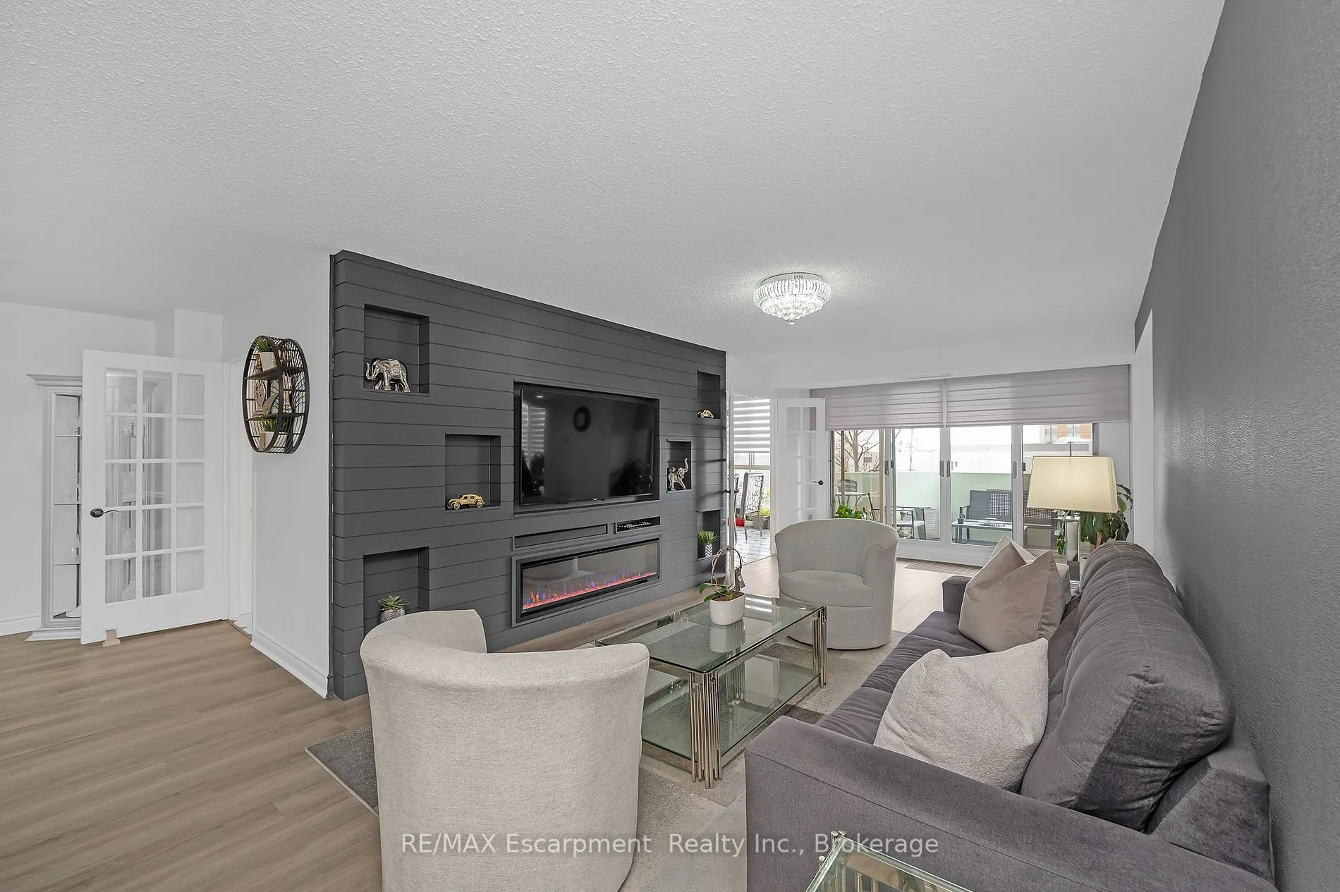 1237 North Shore Boulevard E, #301