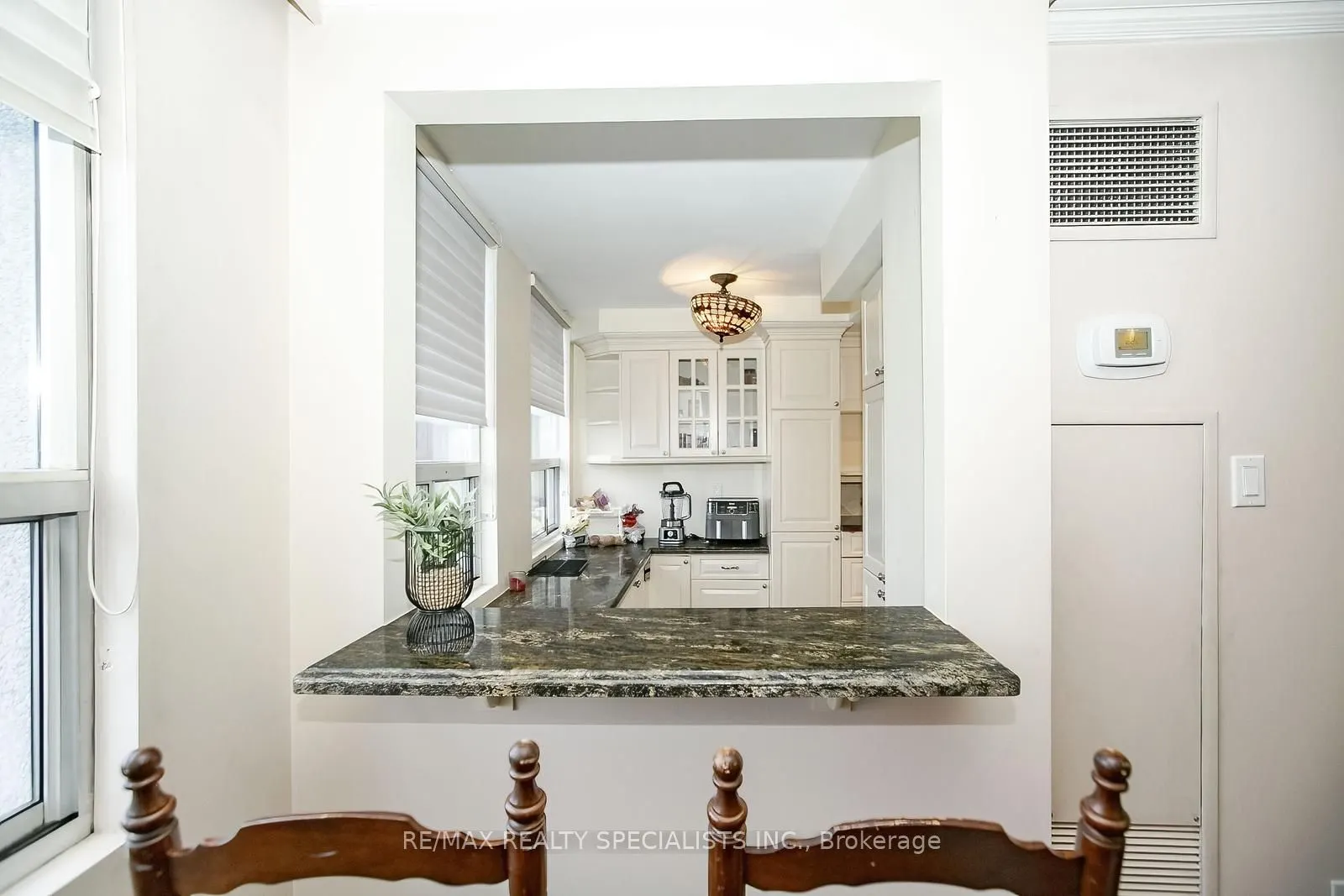 3650 Kaneff Cres, #2301