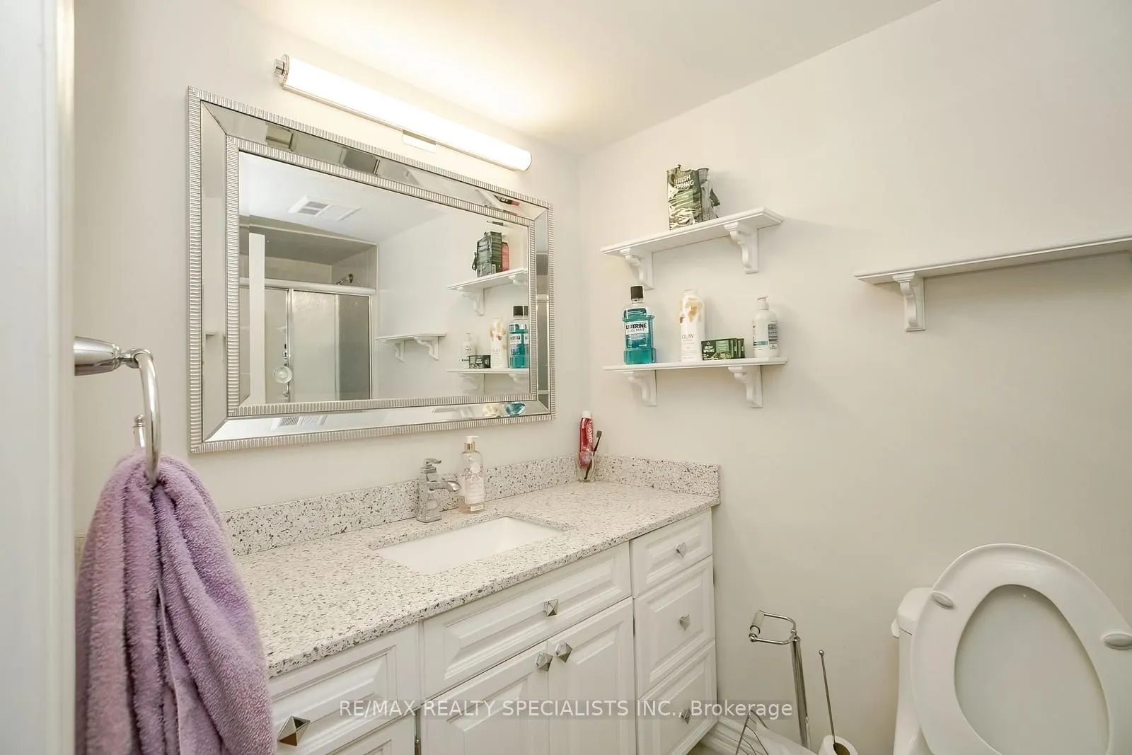 3650 Kaneff Cres, #2301