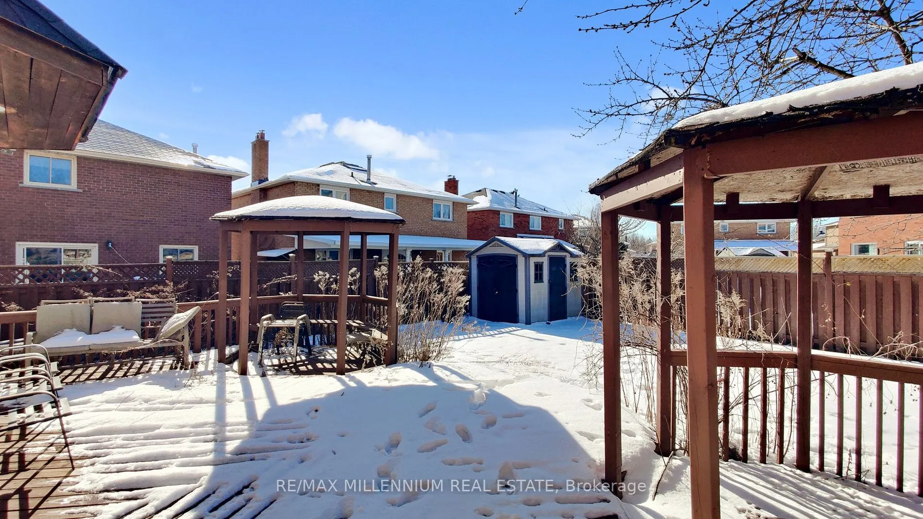 27 Dundalk Cres