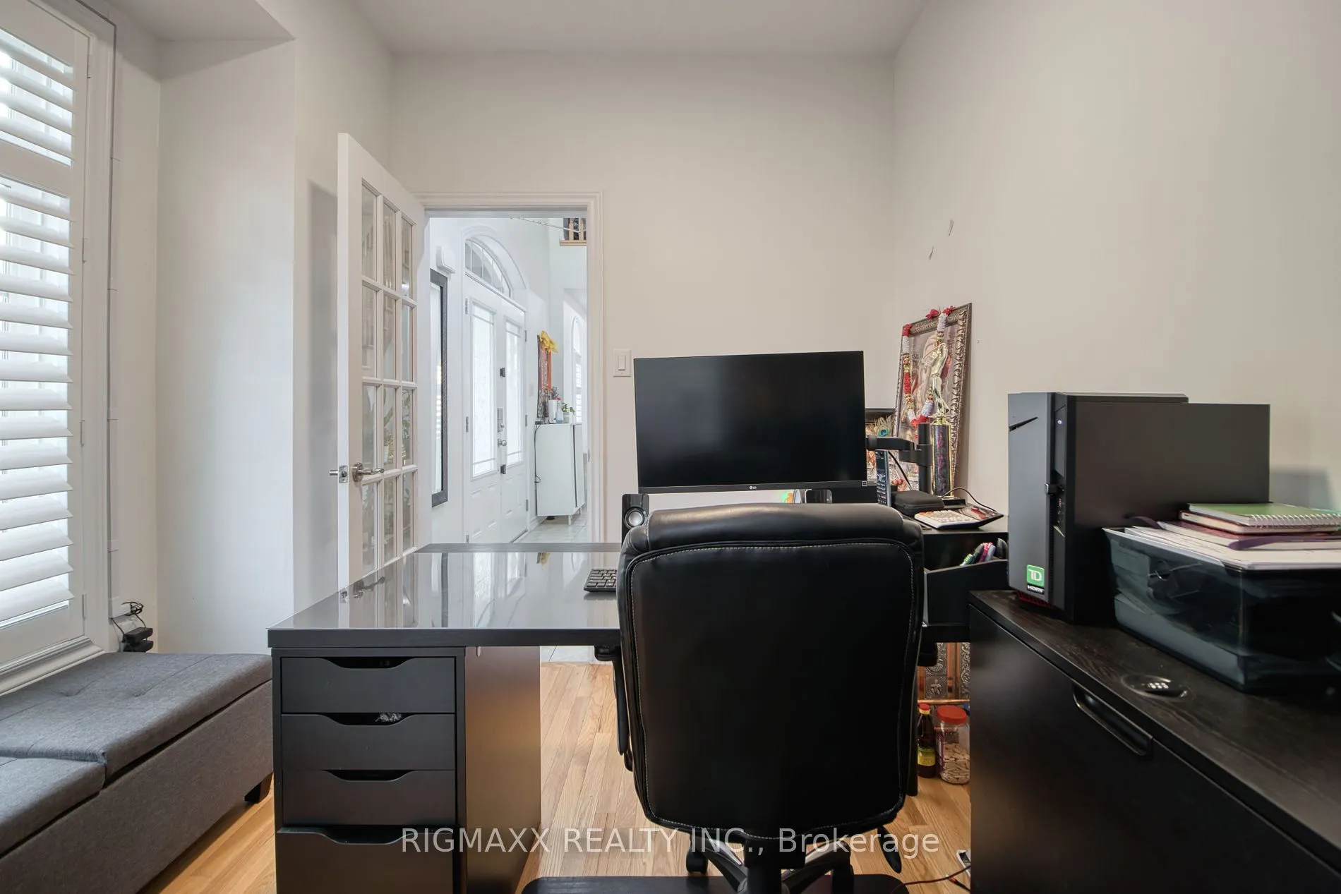 53 Lola Cres