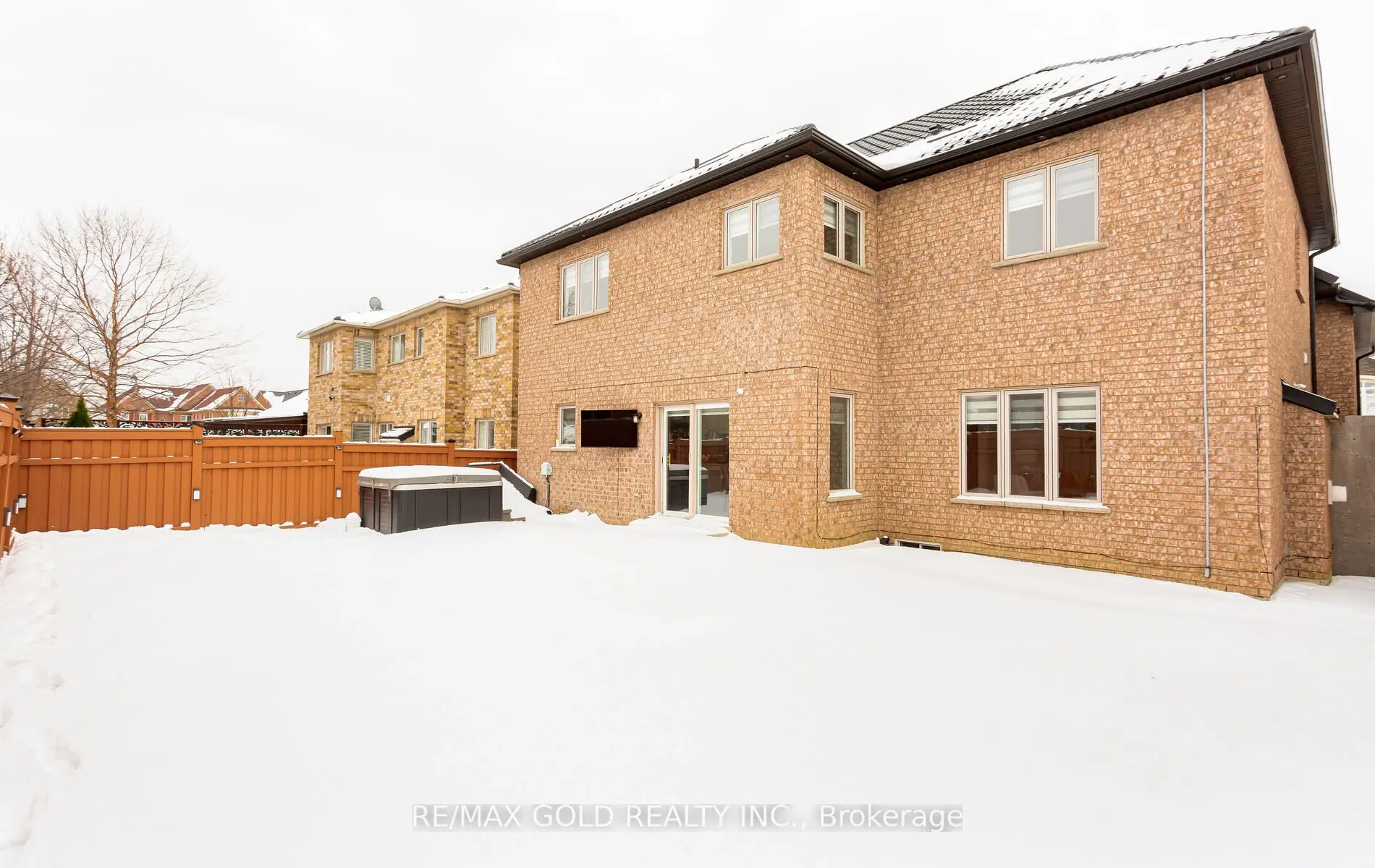 7 Odeon St