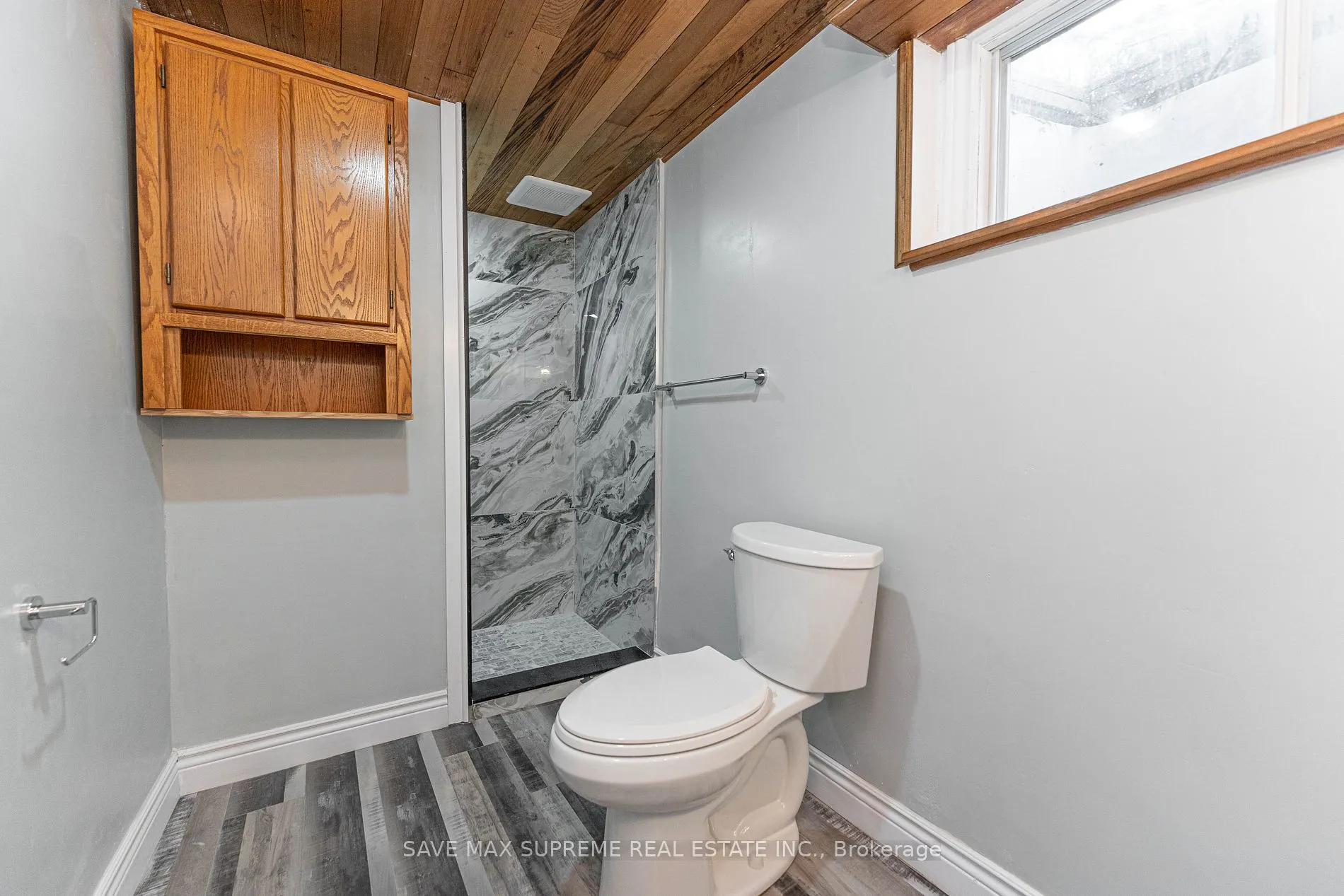 2458 Martin Crt