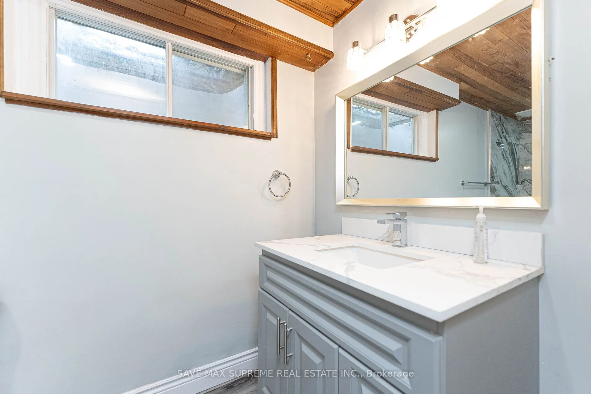 2458 Martin Crt
