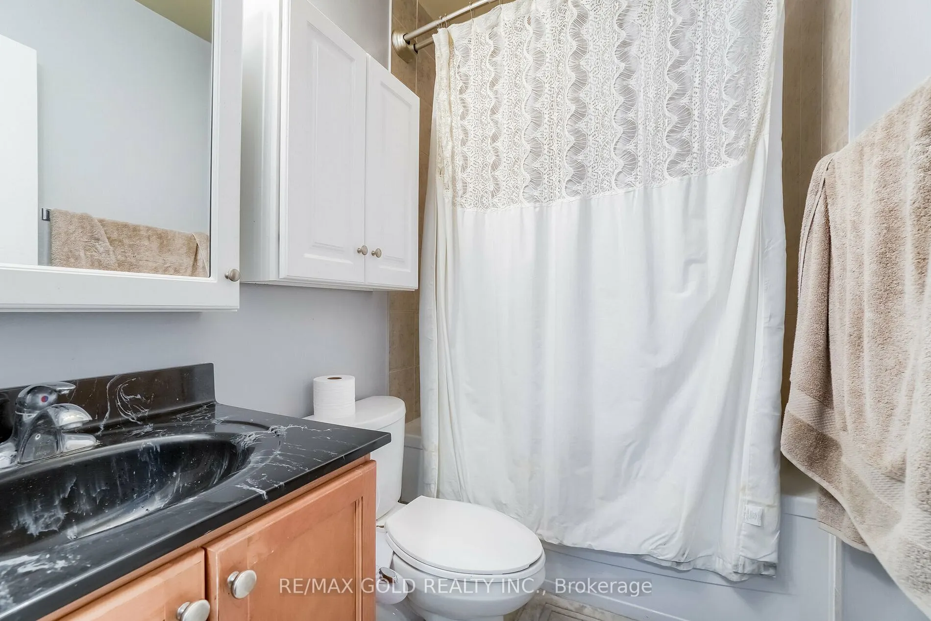 220 Forum Dr, #102