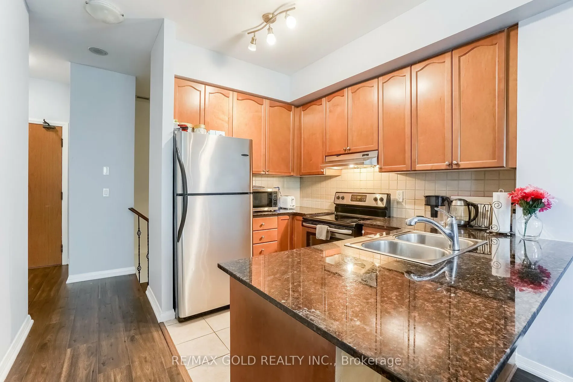 220 Forum Dr, #102