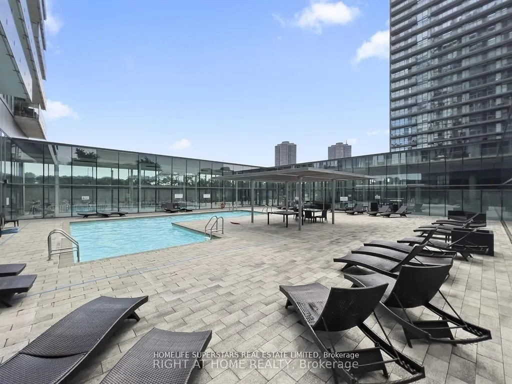 105 The Queensway Ave, #3112