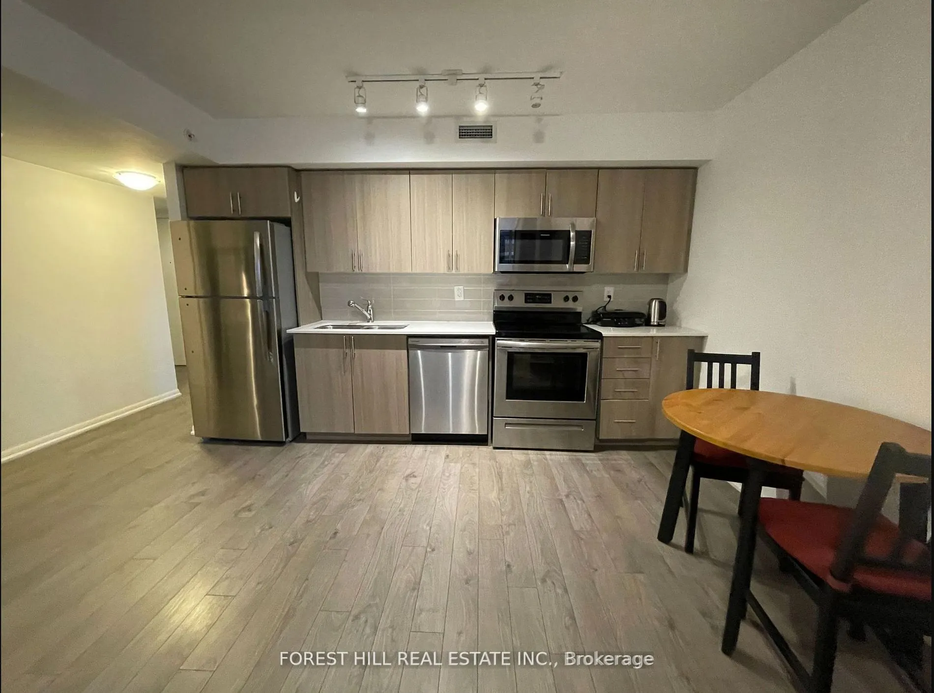 3091 Dufferin Street, #208