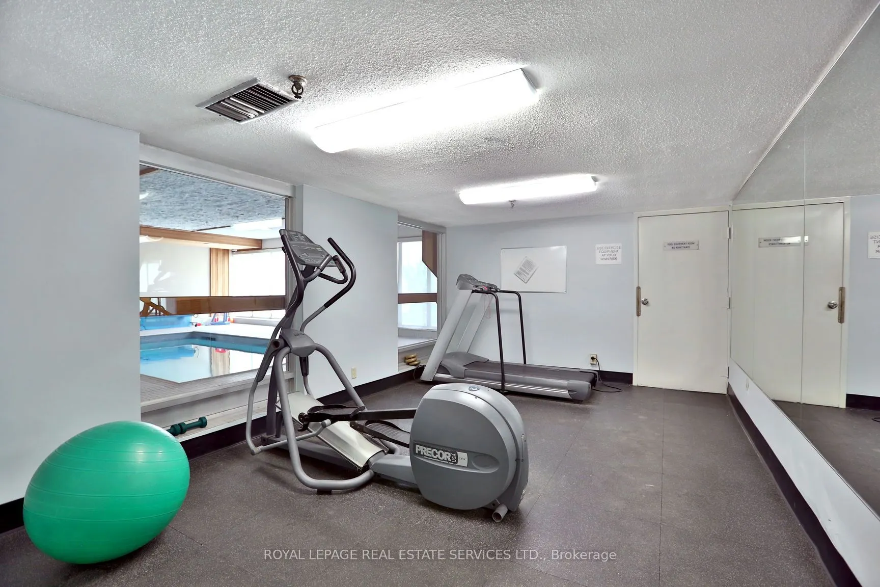 20 Speers Rd, #908