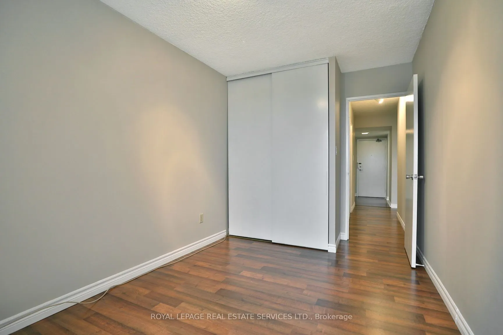 20 Speers Rd, #908