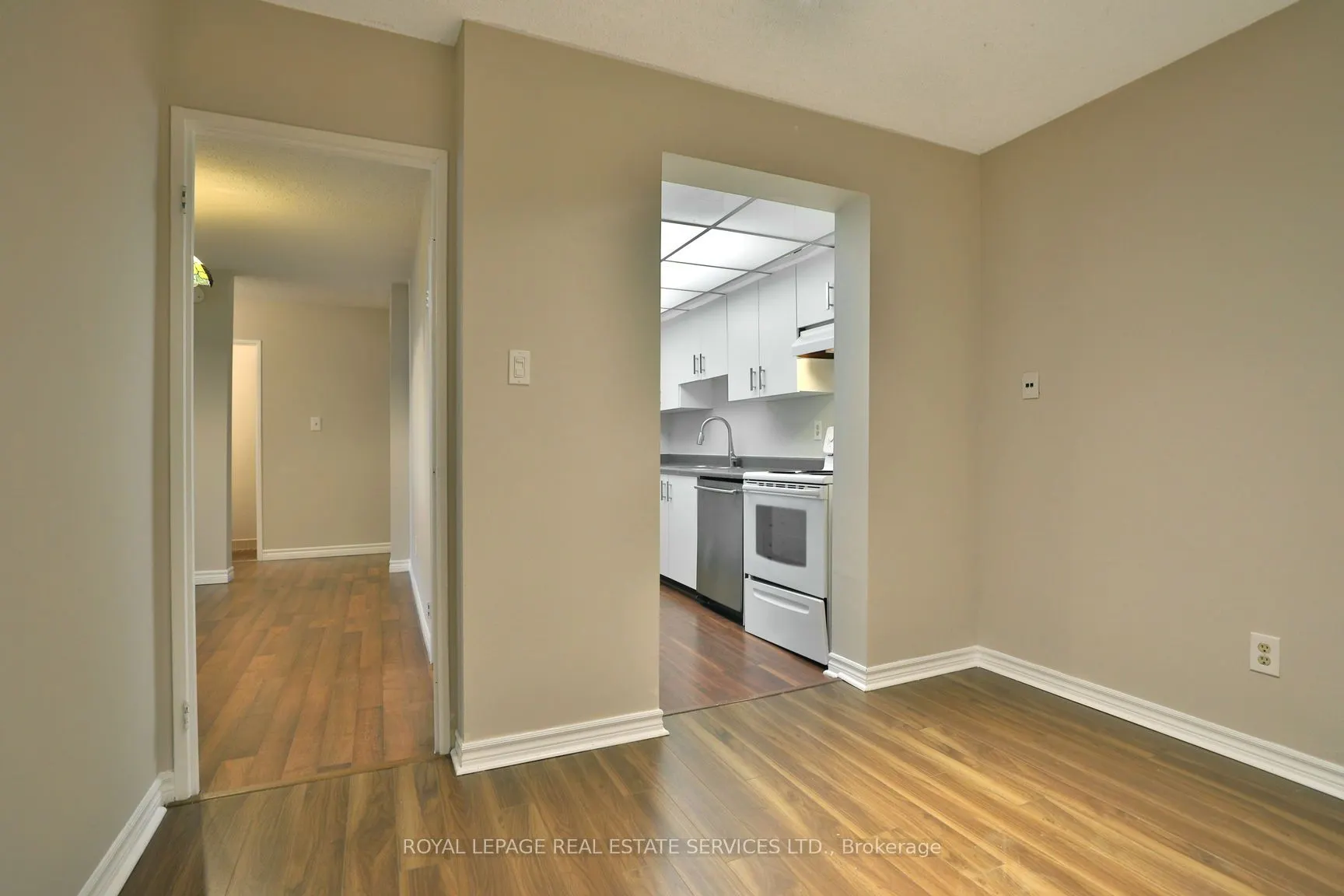 20 Speers Rd, #908