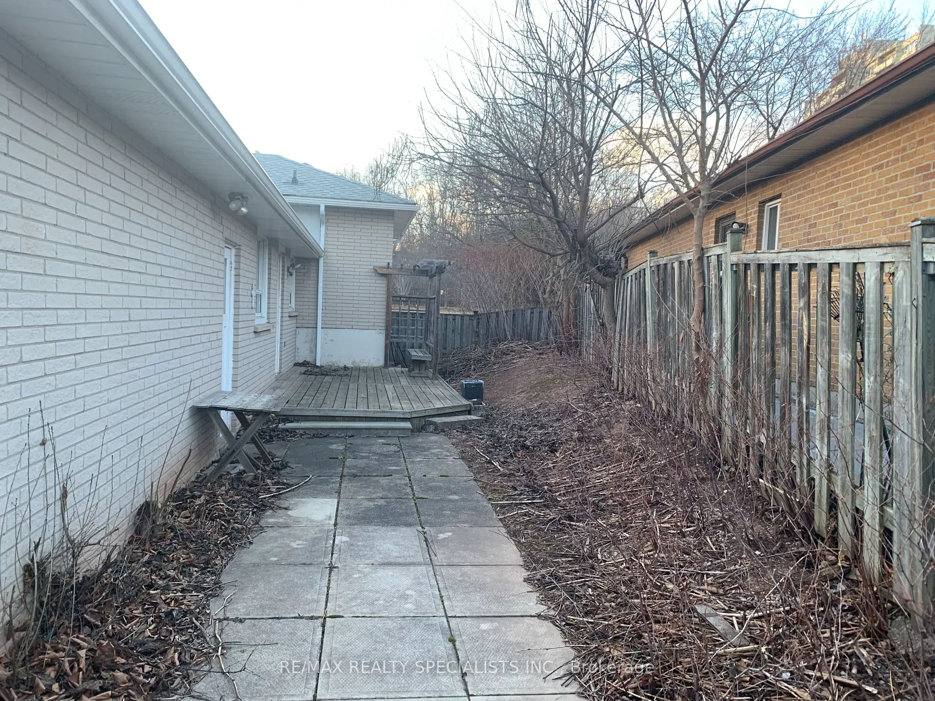 1089 Pearson Dr