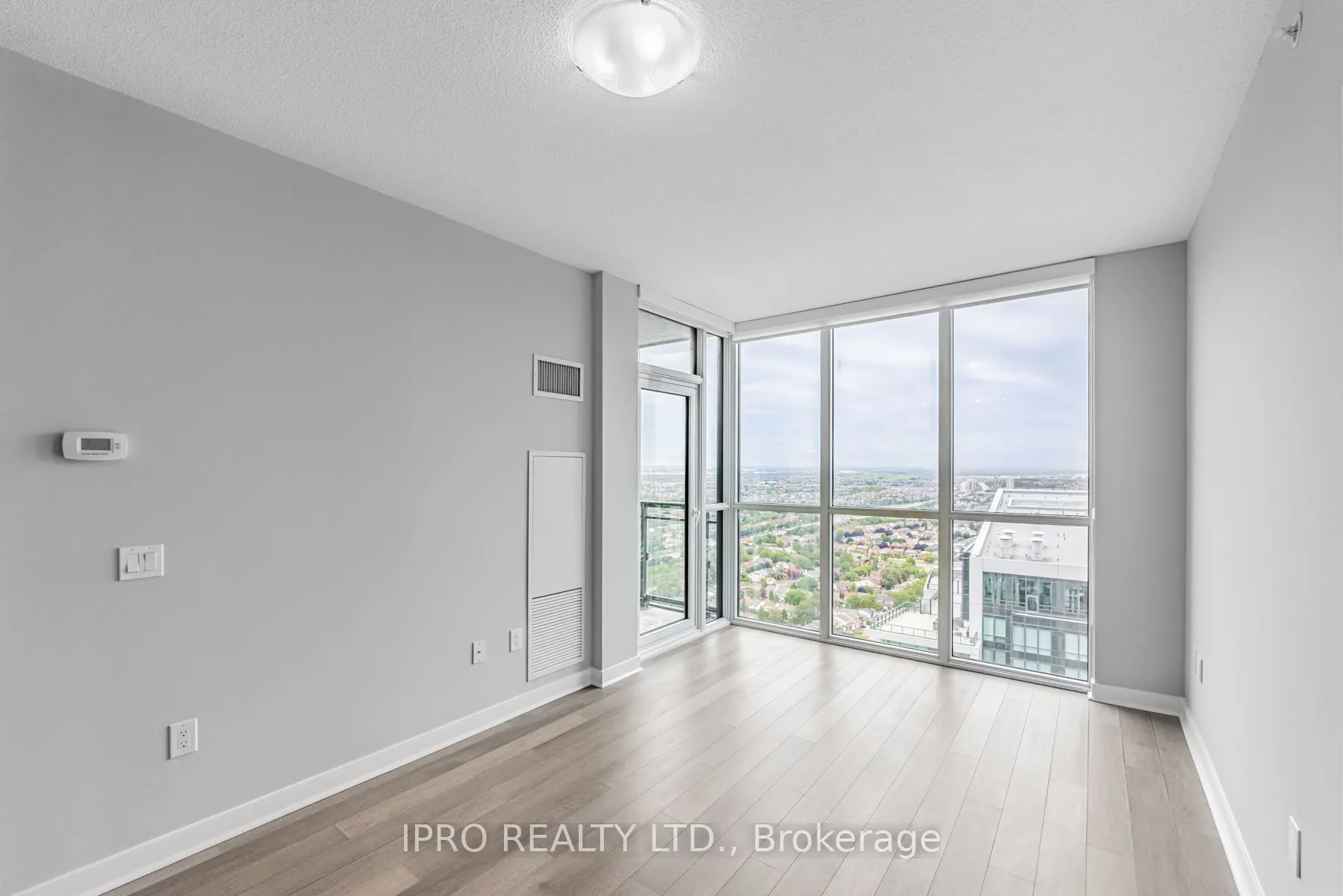 3975 Grand Park Dr, #3408