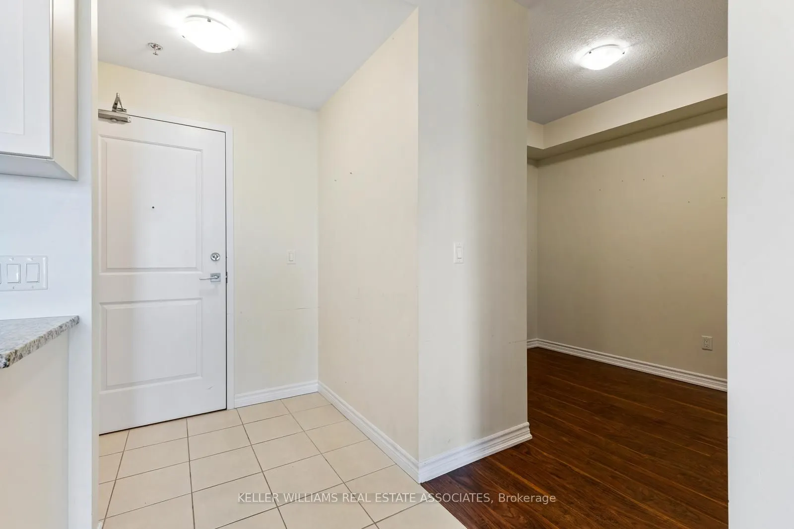 2486 Old Bronte Rd, #311
