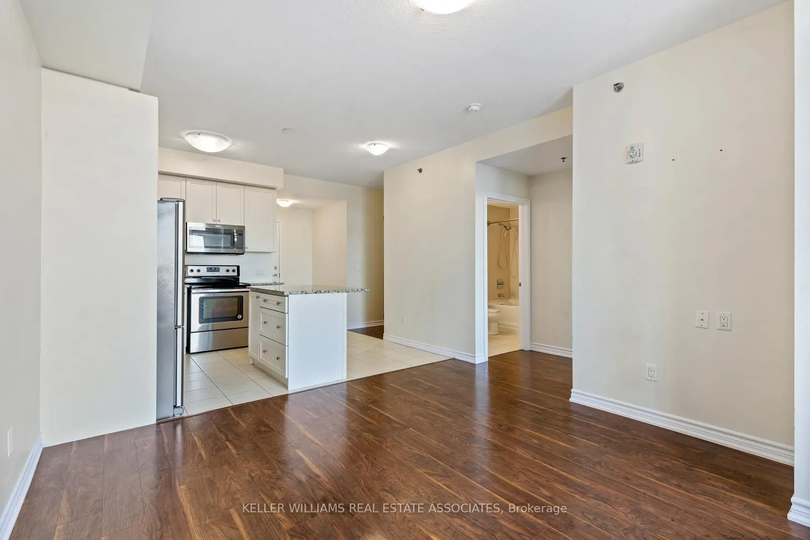 2486 Old Bronte Rd, #311