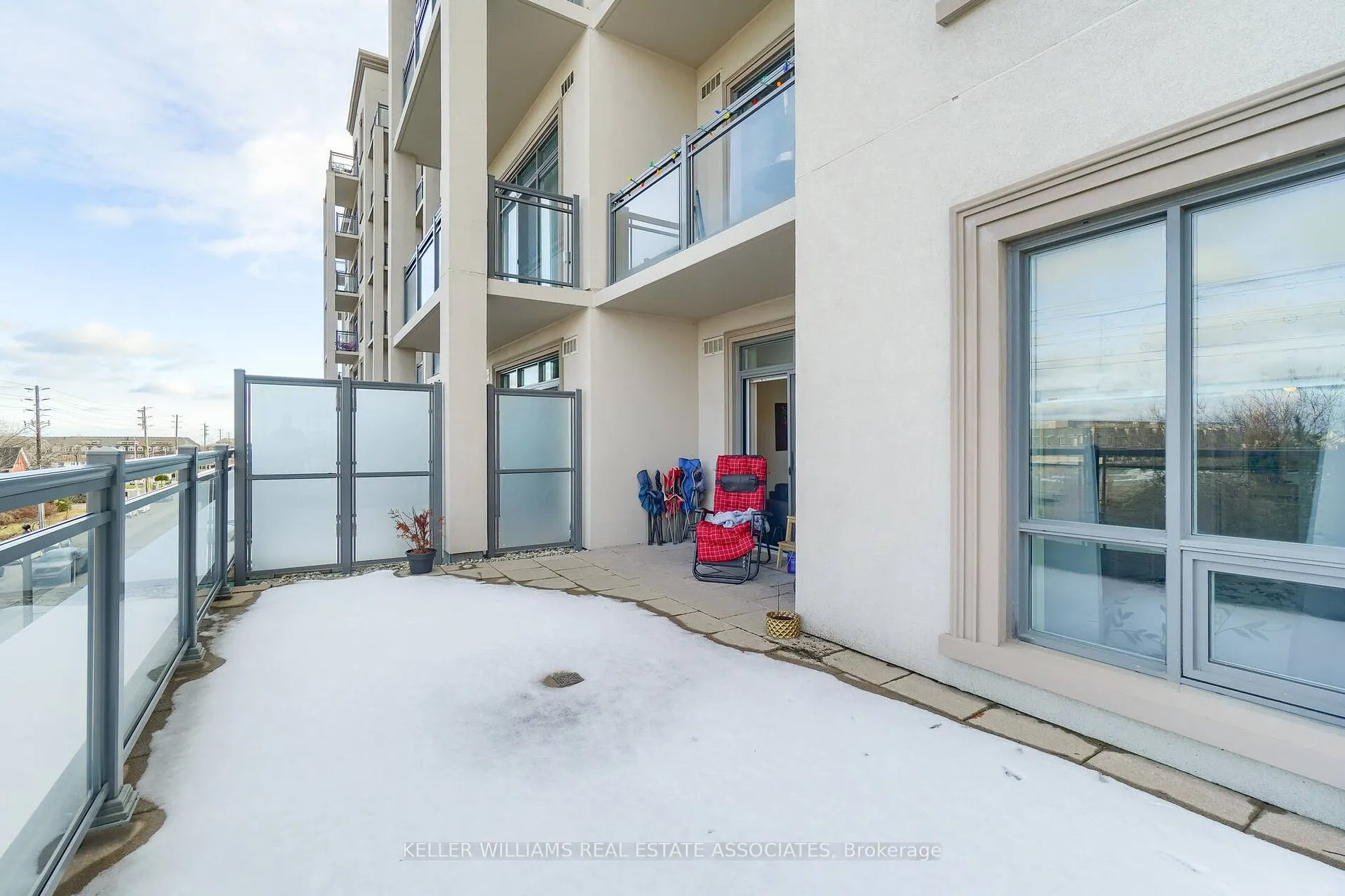 2486 Old Bronte Rd, #311