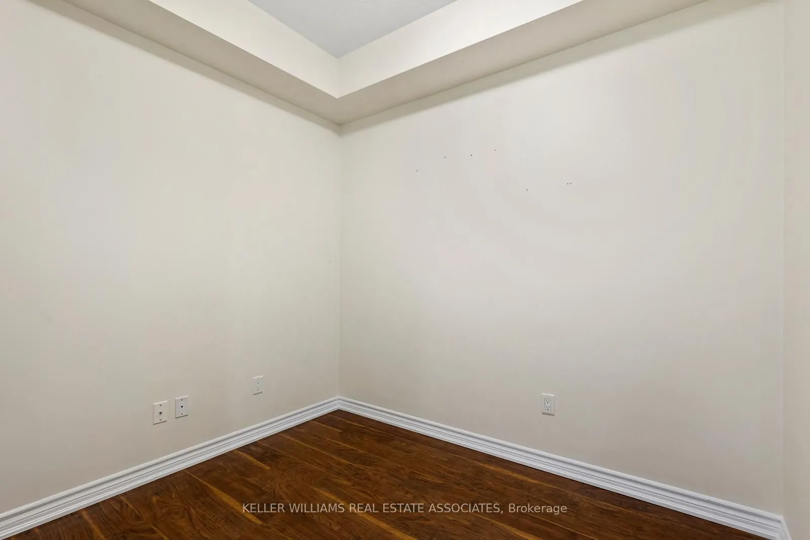 2486 Old Bronte Rd, #311