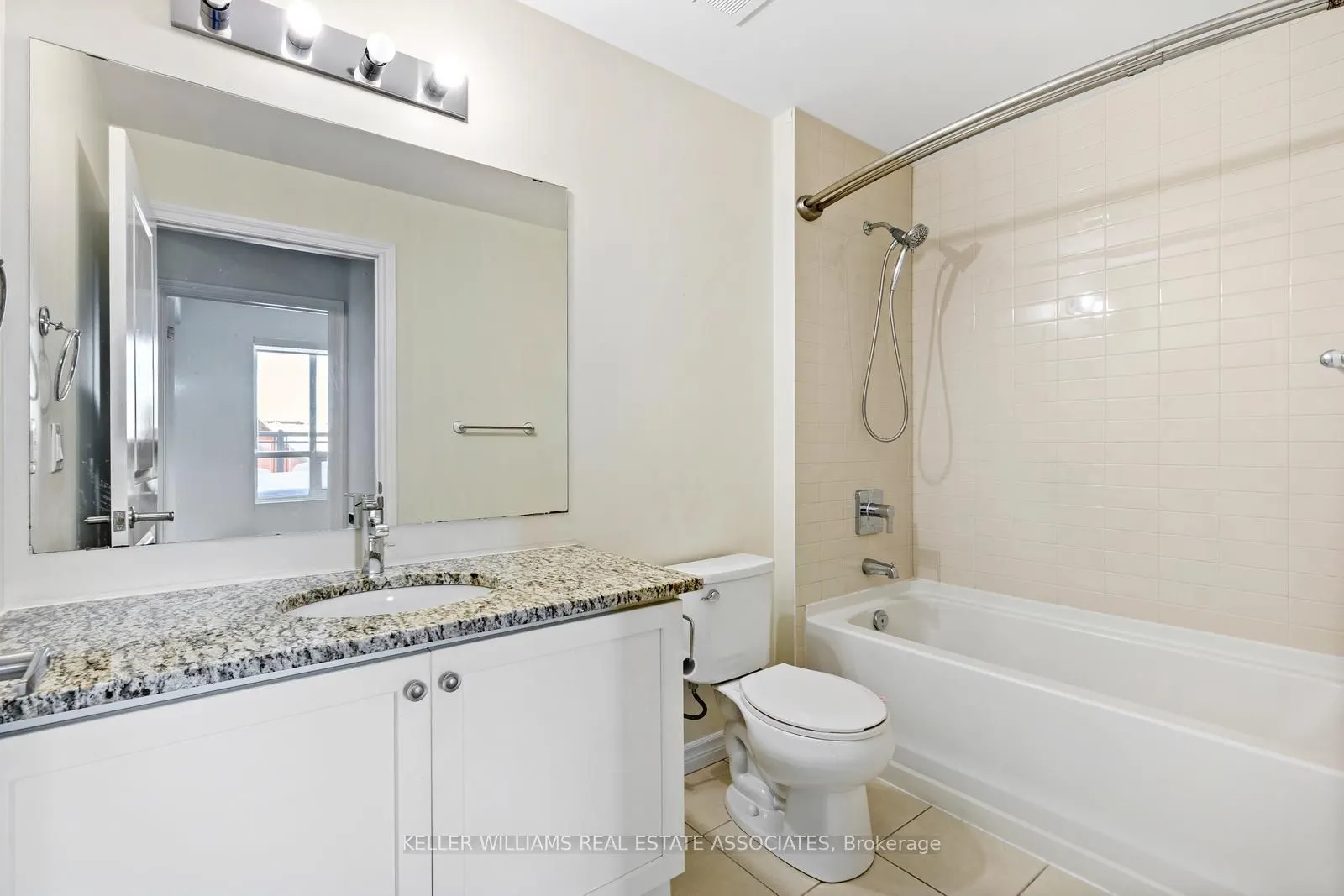 2486 Old Bronte Rd, #311
