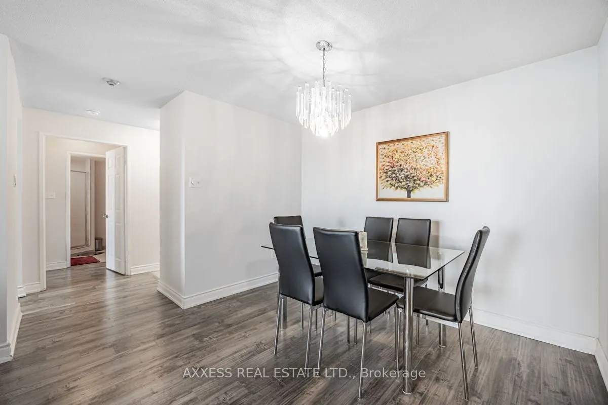 330 Rathburn Rd W, #1105