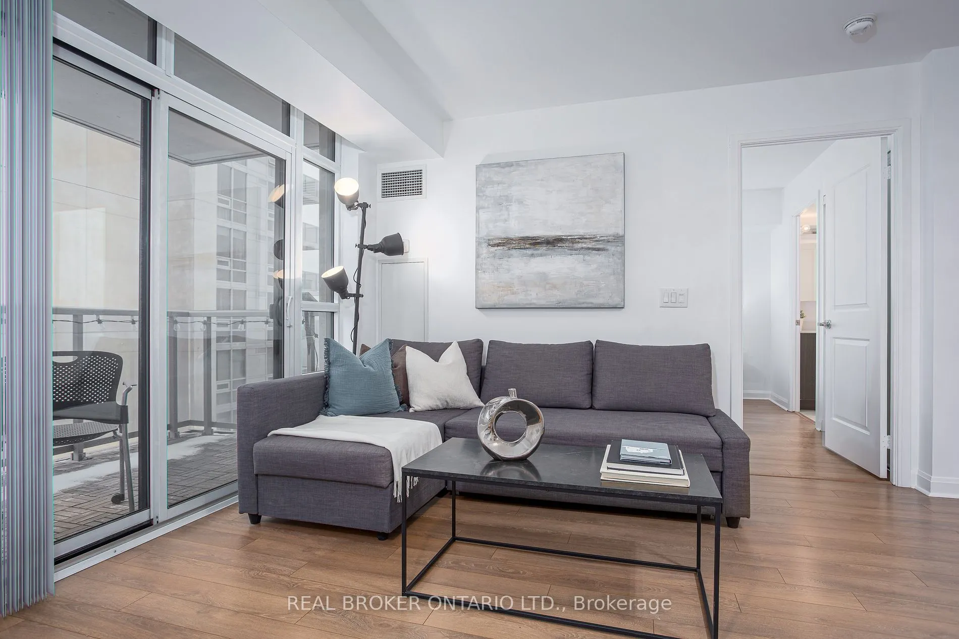 1 Michael Power Pl, #1603