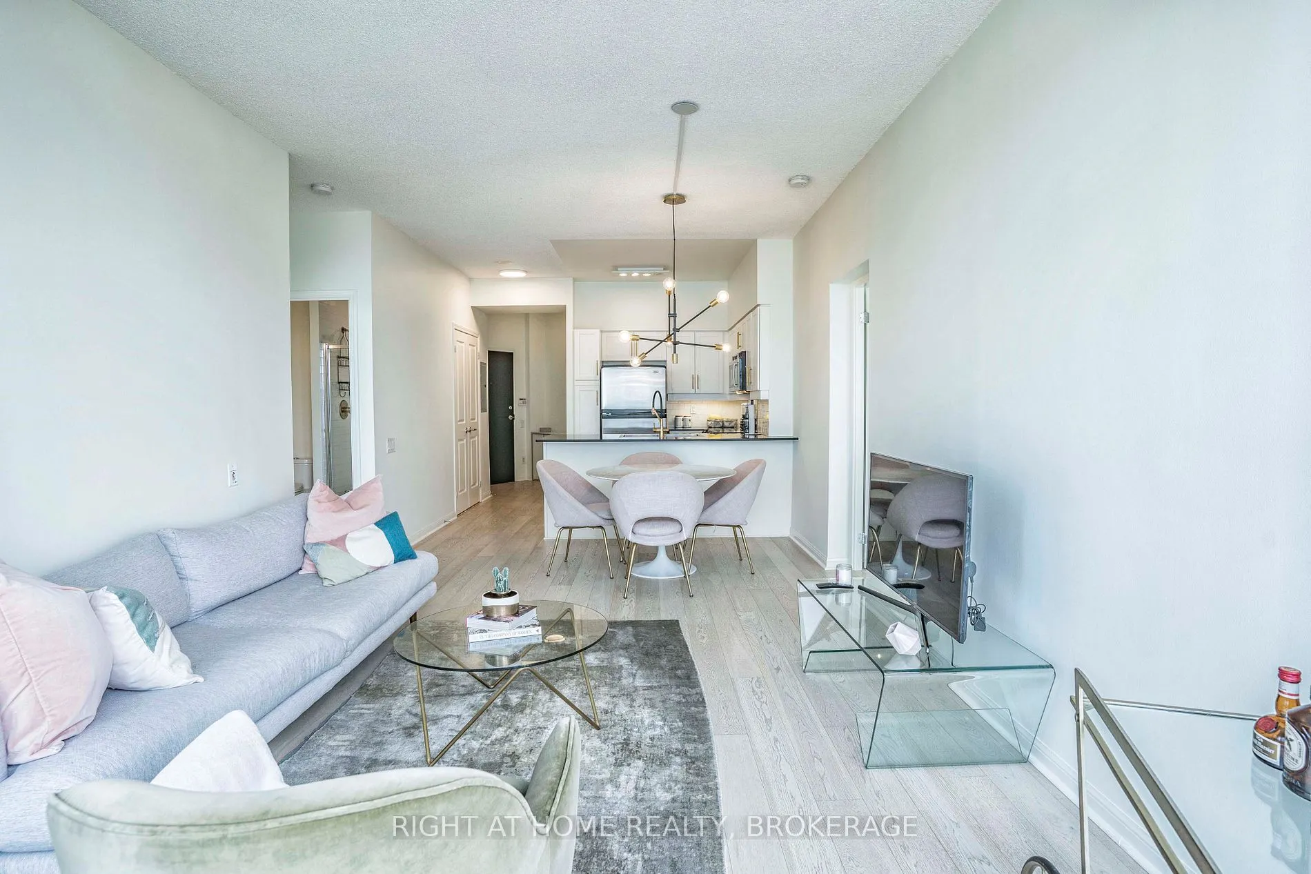 15 Windermere Ave, #2301