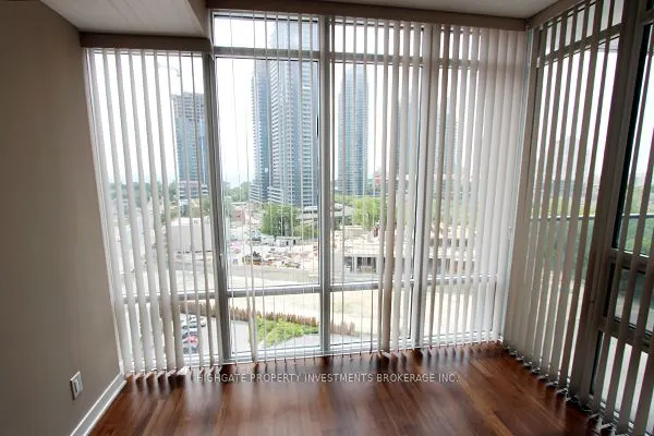90 Park Lawn Rd, #1007